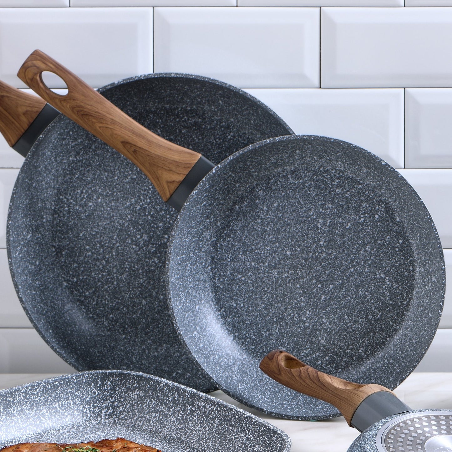 12pcs SAN IGNACIO Cassel Stainless Steel Cookware Set with SAN IGNACIO Daimiel Forged Aluminum Frying Pan Set (18/20/24 Cm)