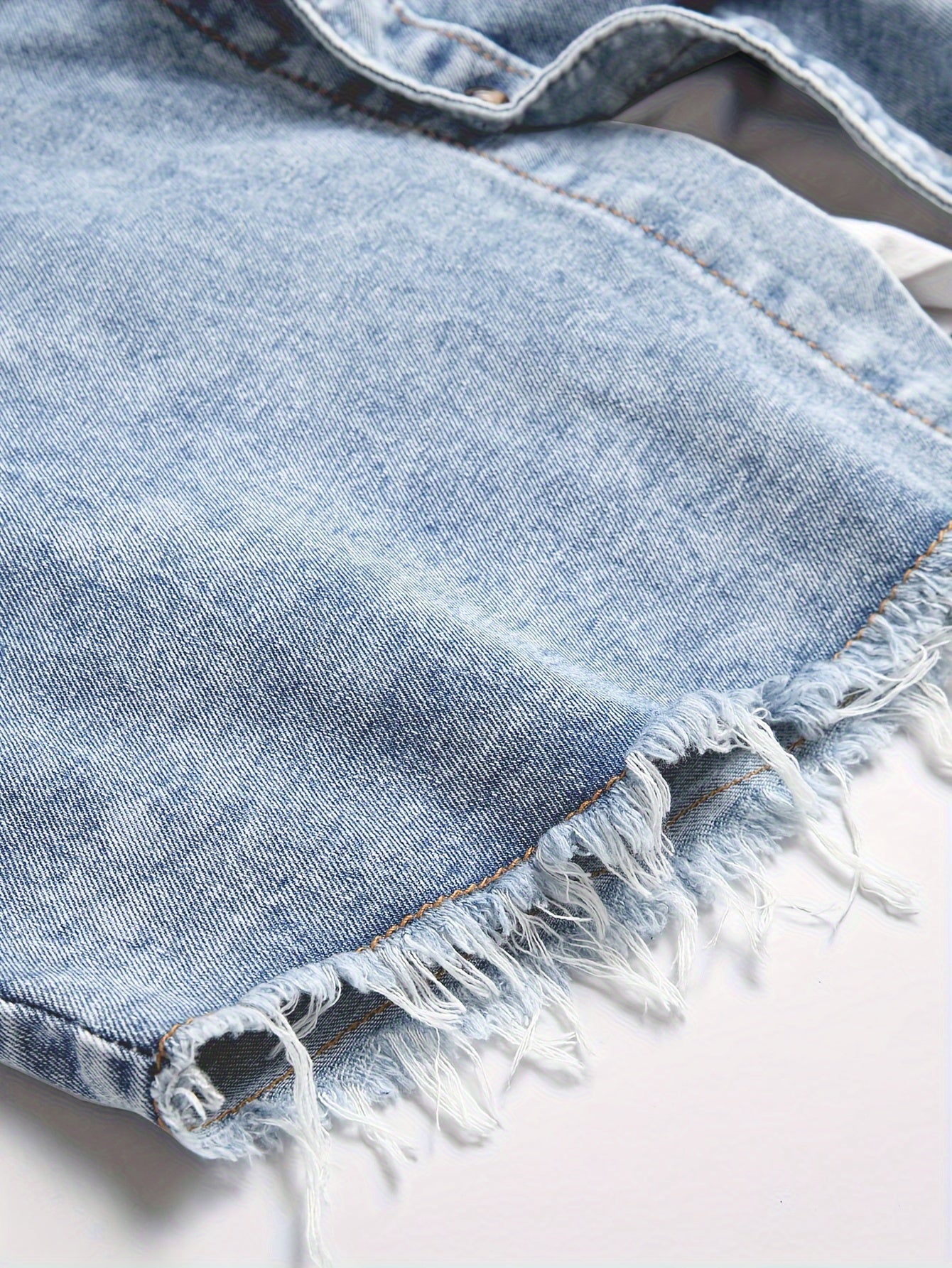 Men's Trendy Ripped Design Casual Button Up Long Sleeve Denim Shirt, Men's Clothes For Spring Summer Autumn, Tops For Men
