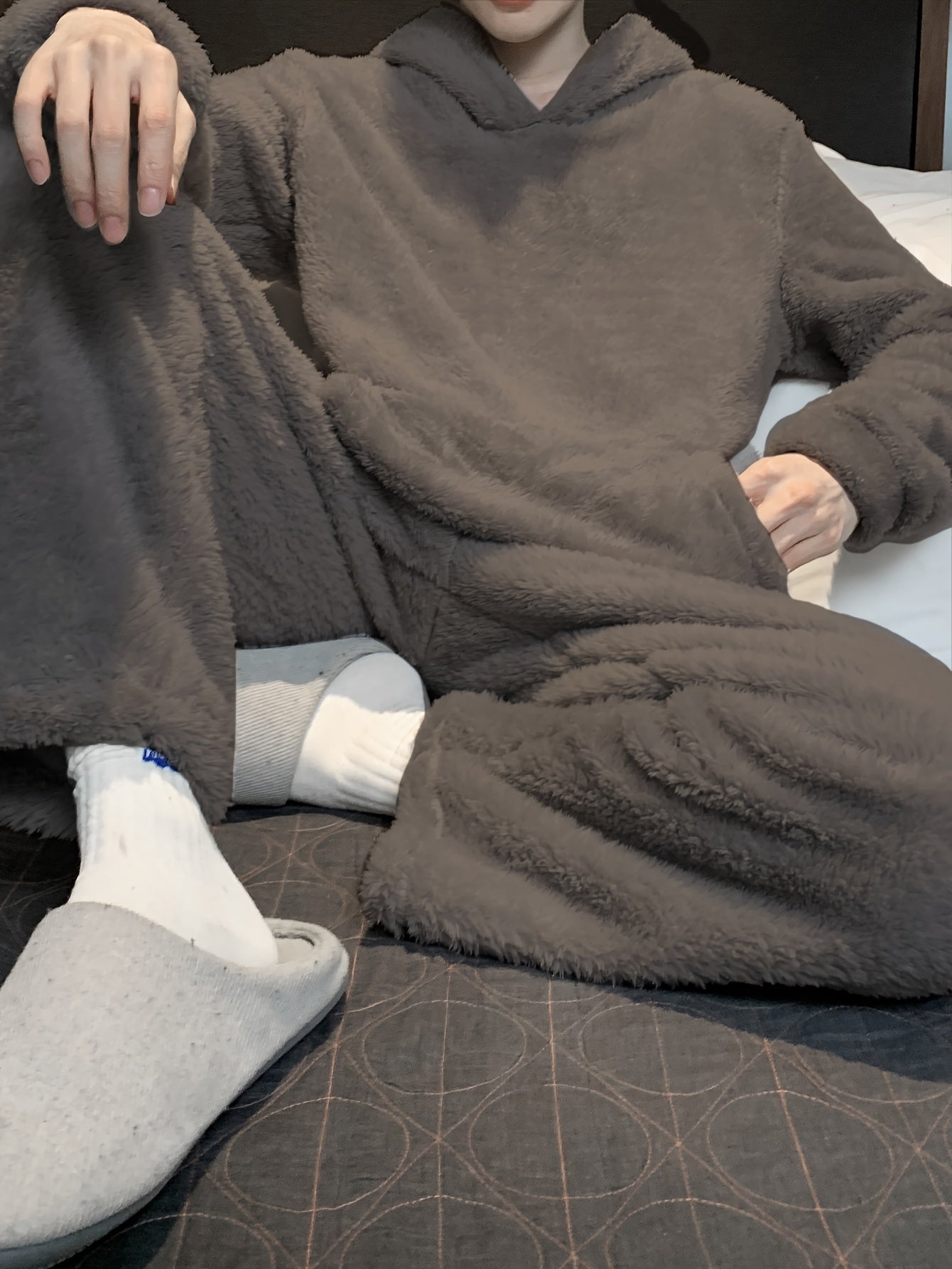 Men's Coral Velvet Pajamas Autumn and Winter Thickened Velvet Winter Hooded Flannel Warm Youth Pajama Set