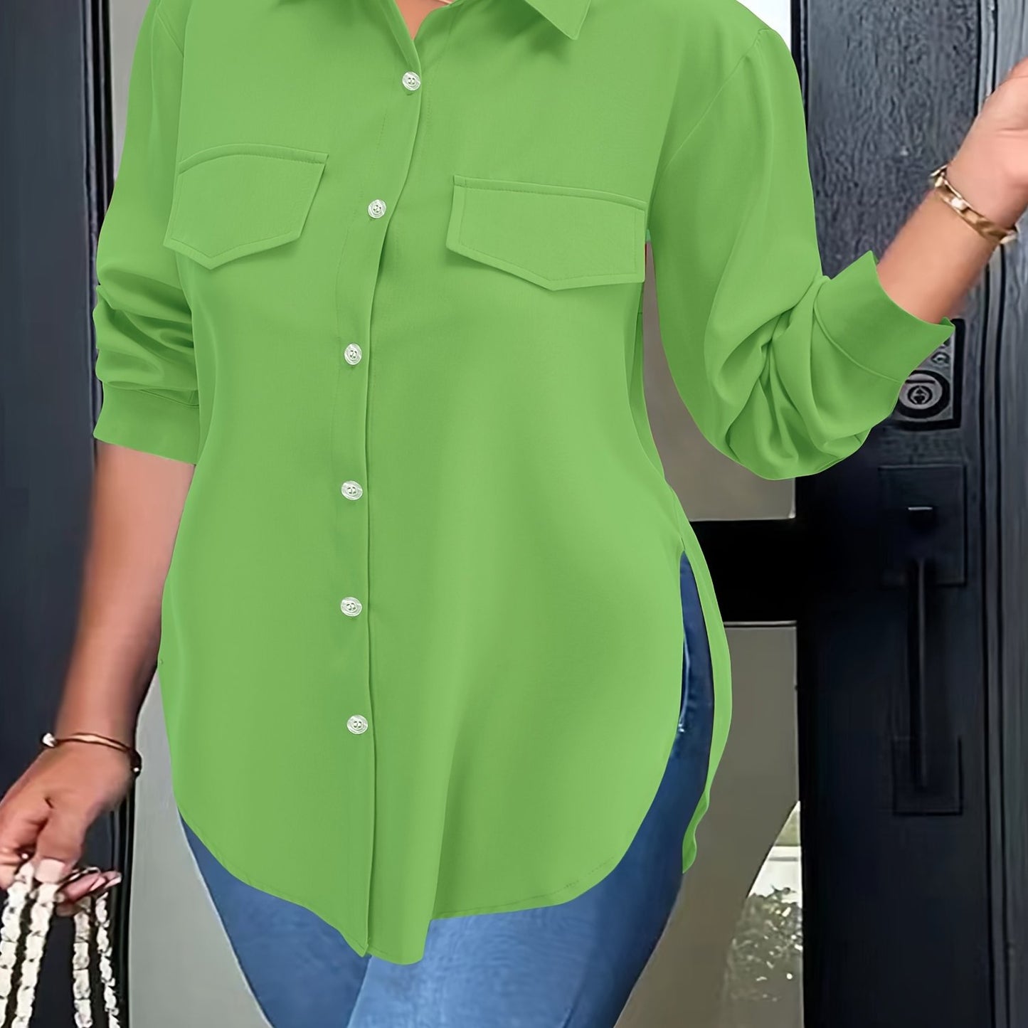 Plus Size Curved Hem Blouse, Casual Button Front Collared Blouse For Spring, Women's Plus Size Clothing