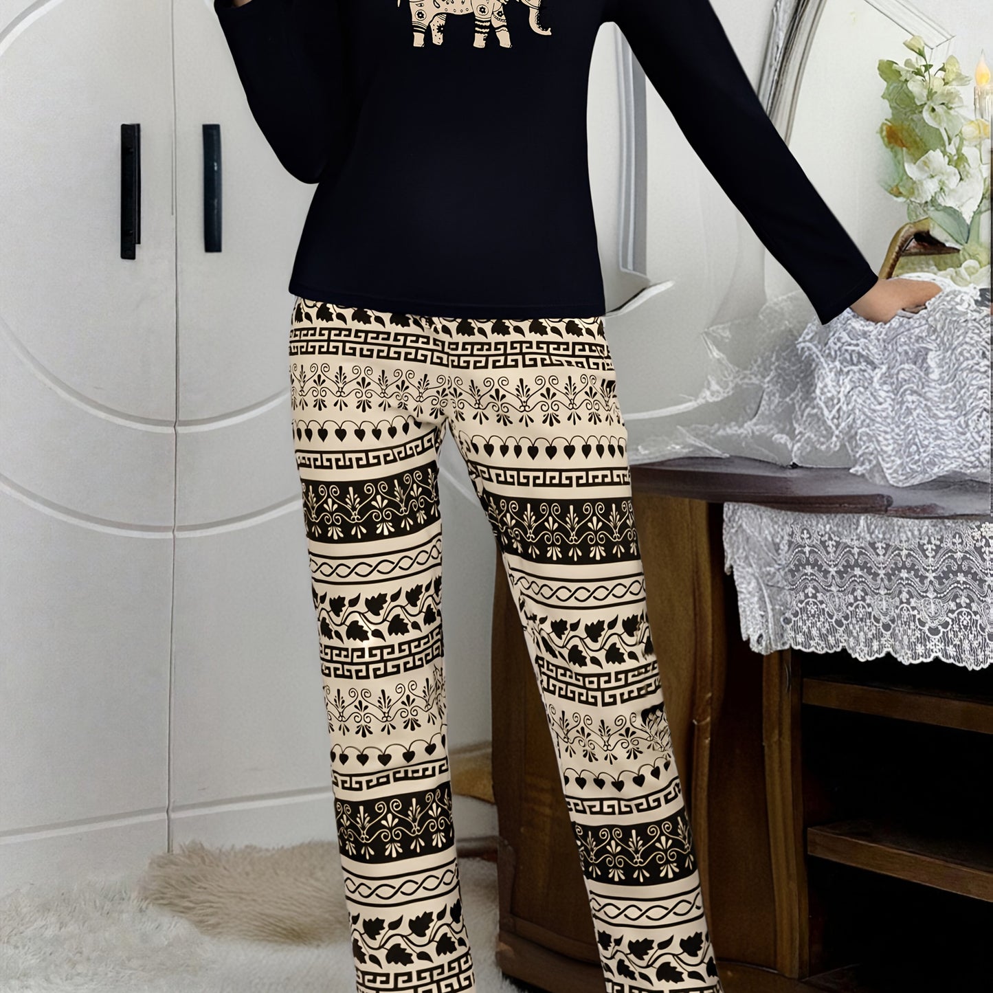 Simple Elephant Pattern Women's Pajama Set with Long Sleeves