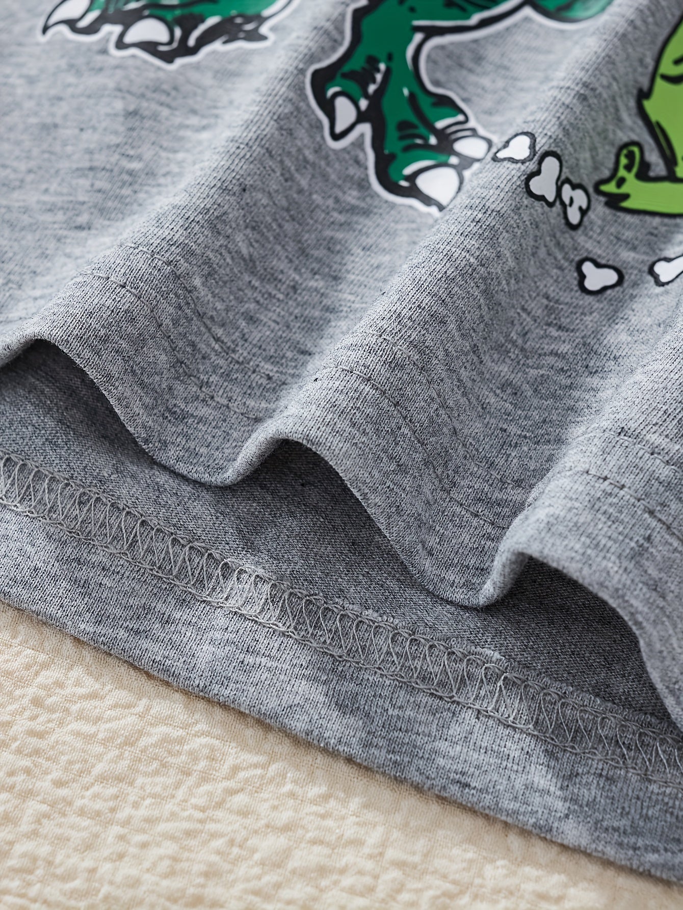 Boys' Long Sleeve Cotton T-Shirt, Casual Crew Neck, Dinosaur Print, Breathable Knit Fabric, for Fall - Casual & Outdoor Wear