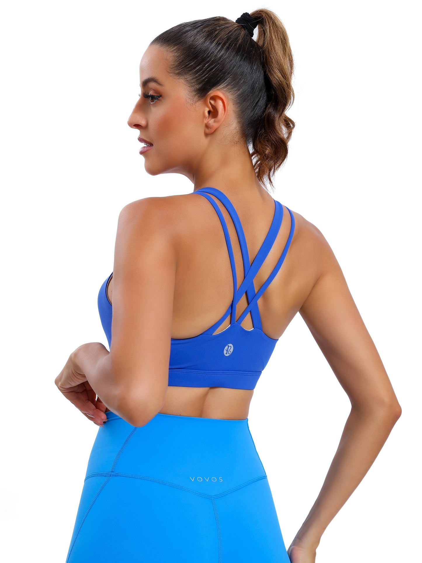 LEOQ Women's Slim Fit Yoga Sports Bra - Elegant Cross-Back Design, Mint Green Nylon Spandex Blend, Removable Pads, Medium Support for Fitness & Yoga, LEOQ