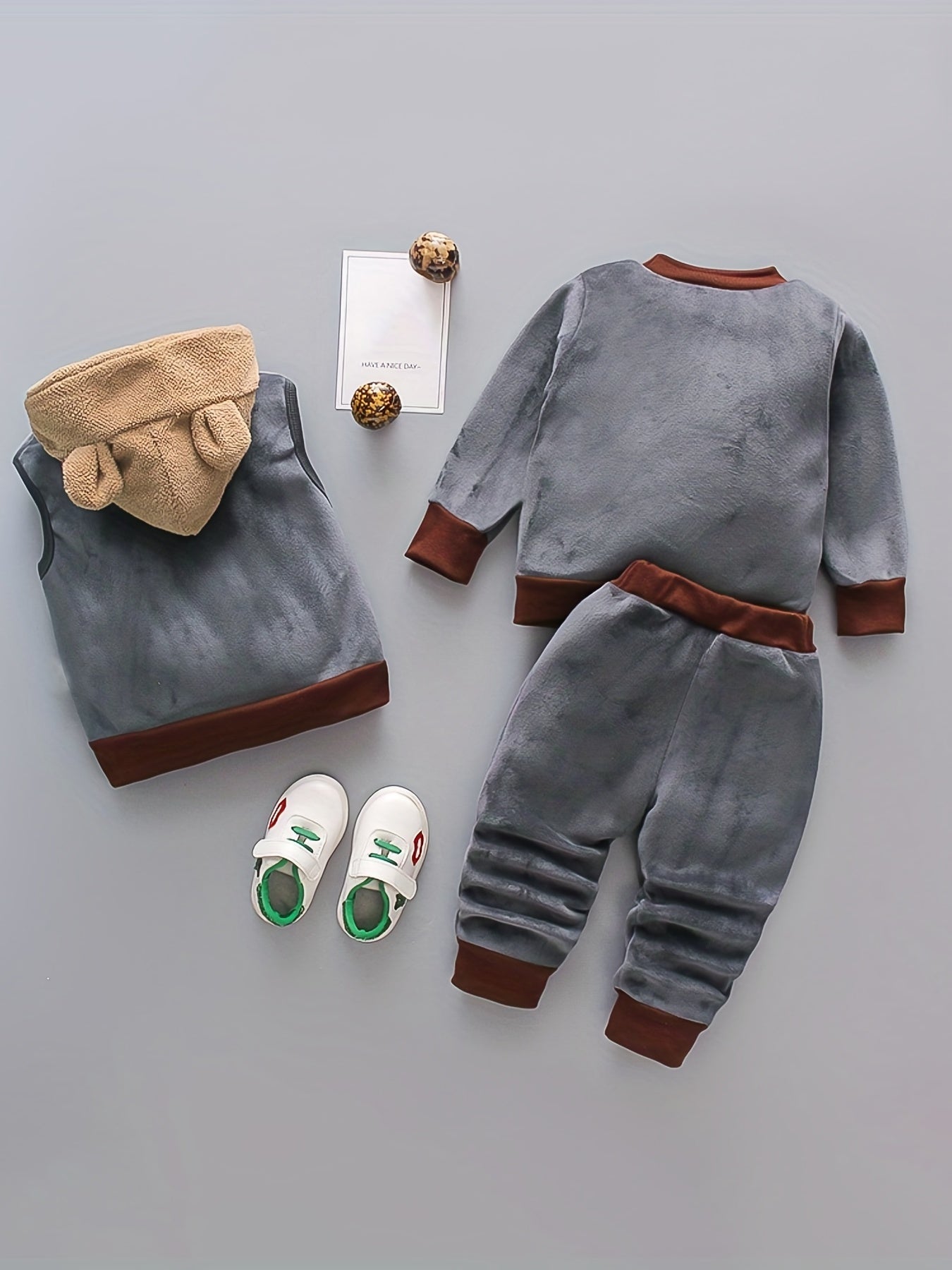 Boy's Thermal Velvet Outfit 3pcs, Bear Patchwork Sweatshirt & Hooded Vest & Jogger Pants Set, Toddler Kid's Clothes For Spring Fall Winter Daily & Outdoor Wear