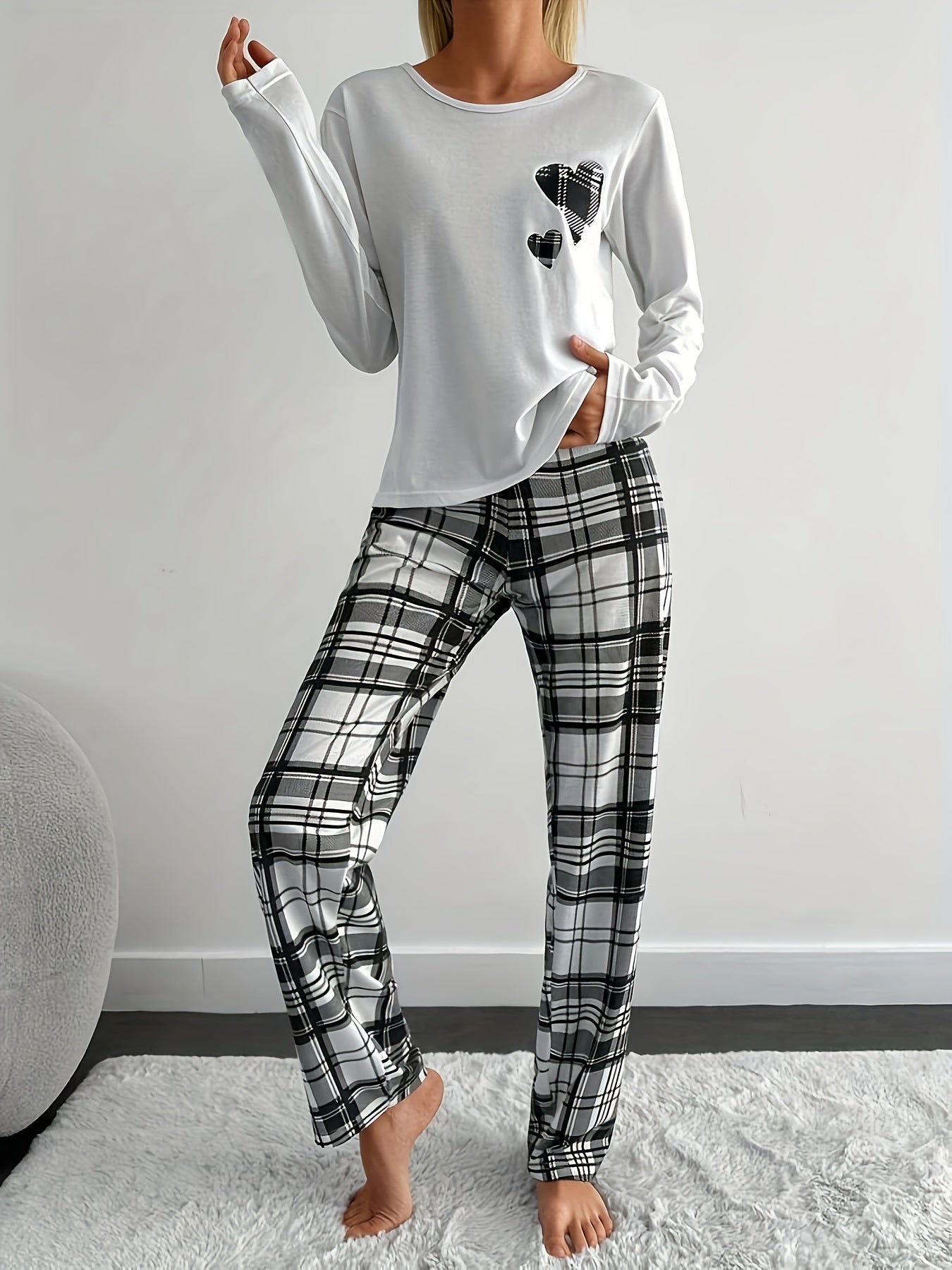 Women'S Cozy Plaid Pajama Set with Heart Print - Long Sleeve Crew Neck Top & Matching Pants, Soft & Comfortable for Fall/Winter, Casual Sleepwear, Casual Sleepwear|Plaid Pattern|Soft Fabric