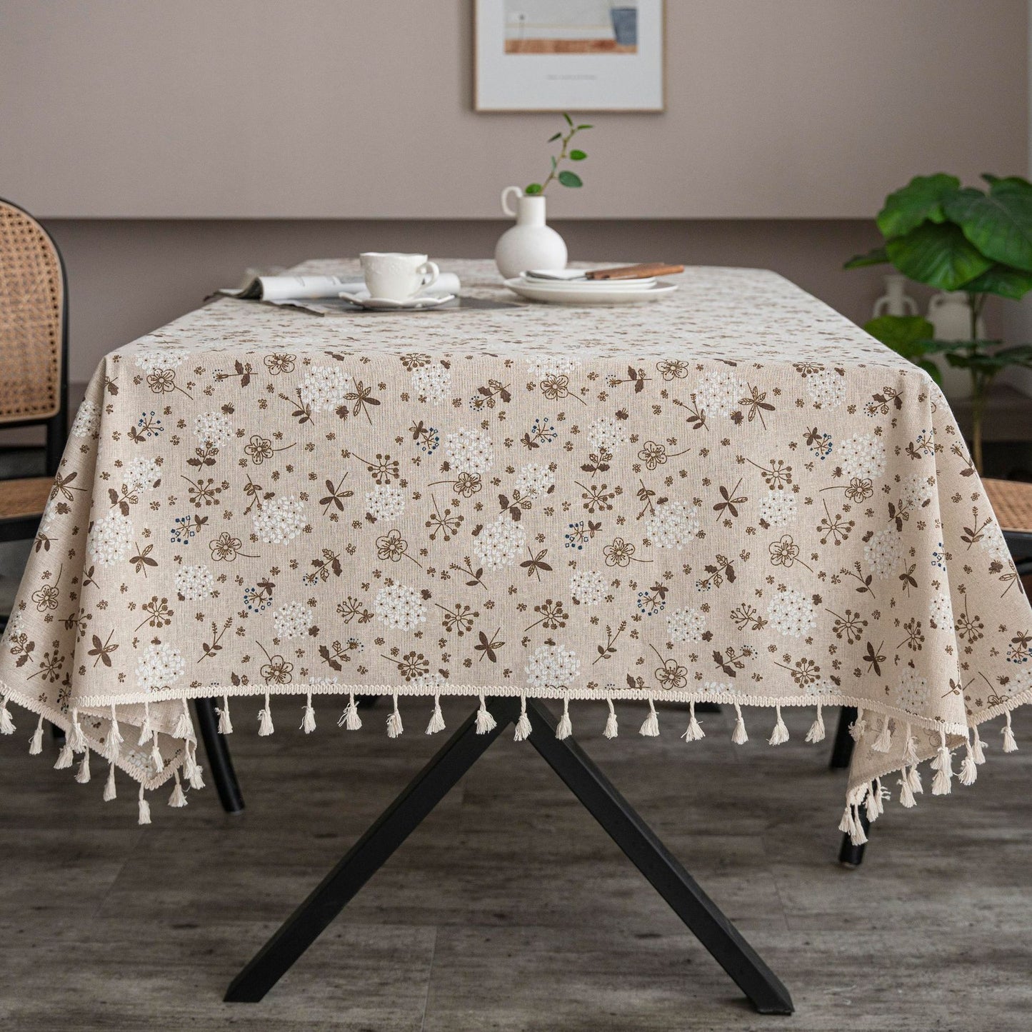 1pc Dandelion Beige Tassel Tablecloth, Bohemian Chic Farmhouse Style Retro Tablecloth, Suitable For Kitchen Dining, Buffet Table, Holiday Dinner, Party, Banquet, Restaurant, Wedding, Home Decor