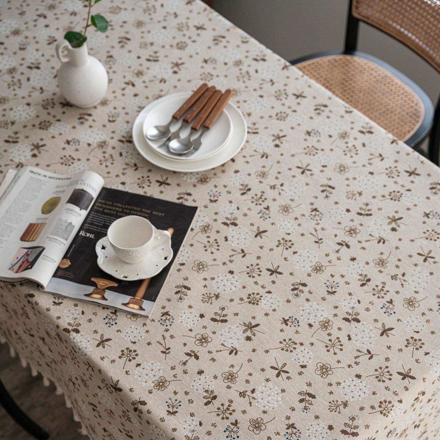 1pc Dandelion Beige Tassel Tablecloth, Bohemian Chic Farmhouse Style Retro Tablecloth, Suitable For Kitchen Dining, Buffet Table, Holiday Dinner, Party, Banquet, Restaurant, Wedding, Home Decor