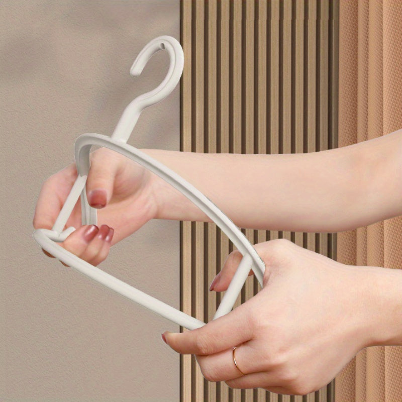 10 Non-marking Hangers - Non-deforming, Non-slip, No Shoulder Corners - Perfect for Drying and Storing Clothes in Your Closet