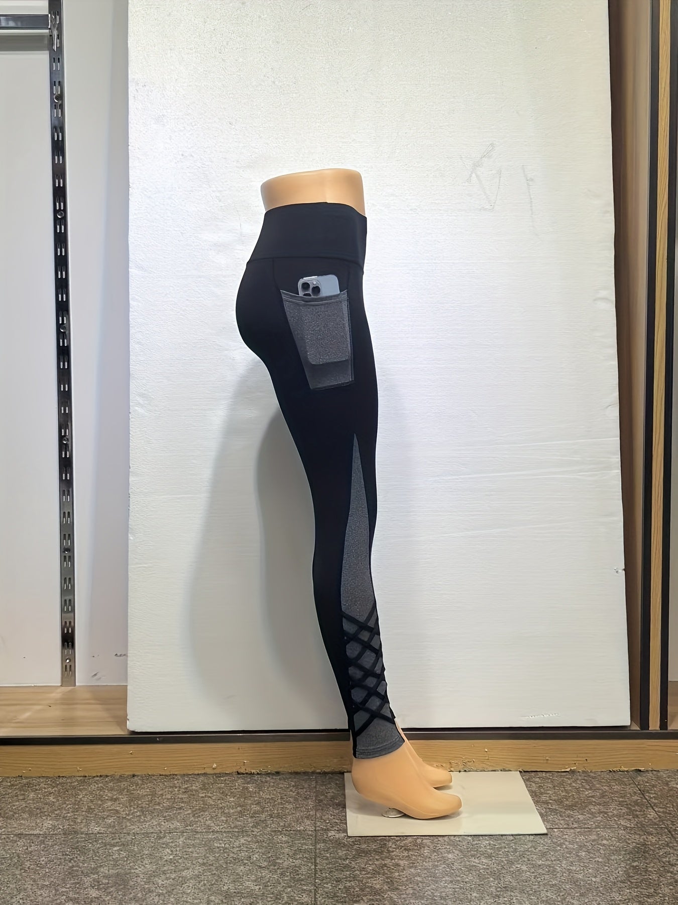 Women's High-Waisted Yoga Pants - Non-See-Through Tight Butt-Lifting Workout Leggings, Stretchy Yoga Pants with Side Compression for Gym, Running, Pilates - All-Season Fitness & Casual Athletic Pants, Gym Apparel, Colorblock