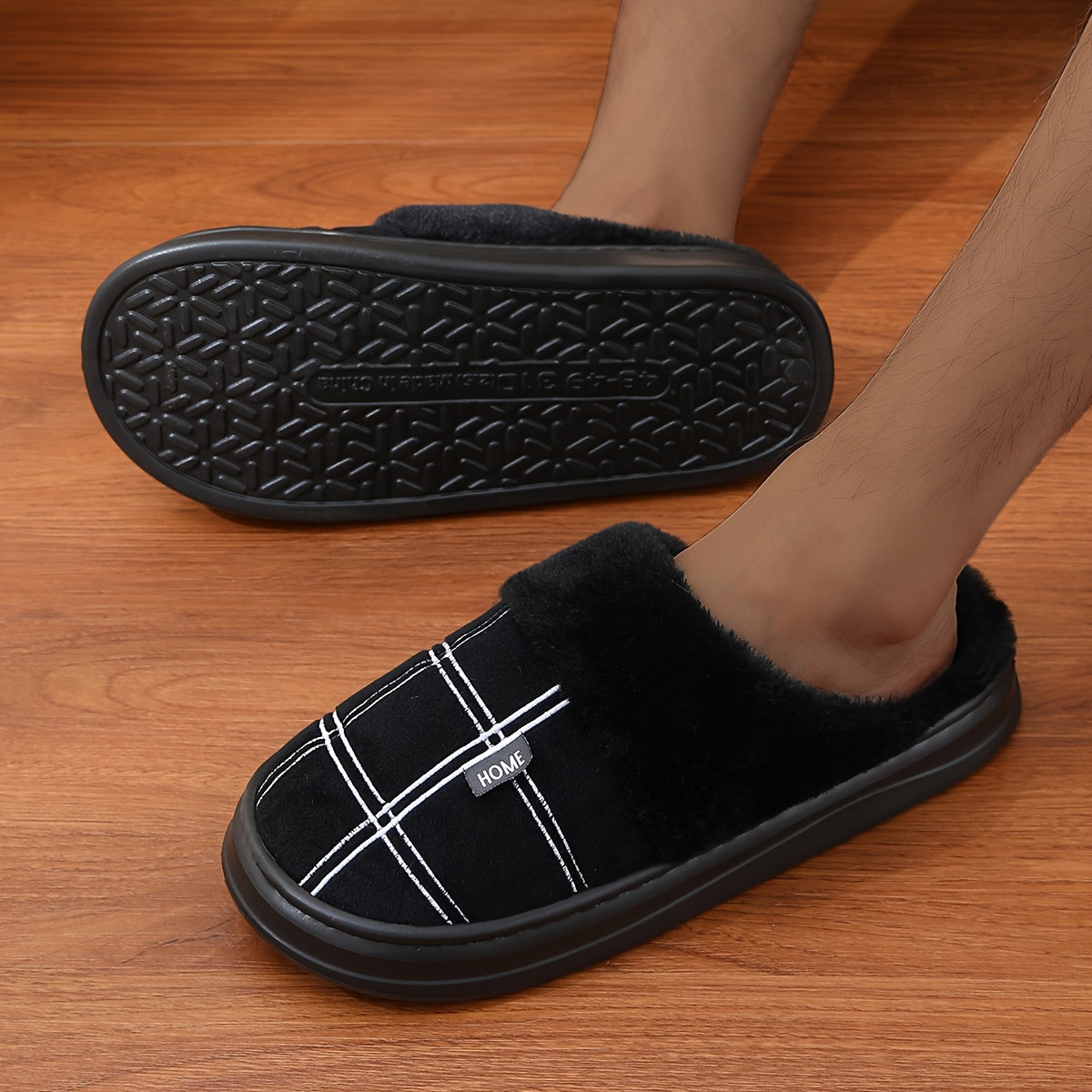 Pair of Winter Warm Men's Oversized Slippers for Home UseSuitable for men & women