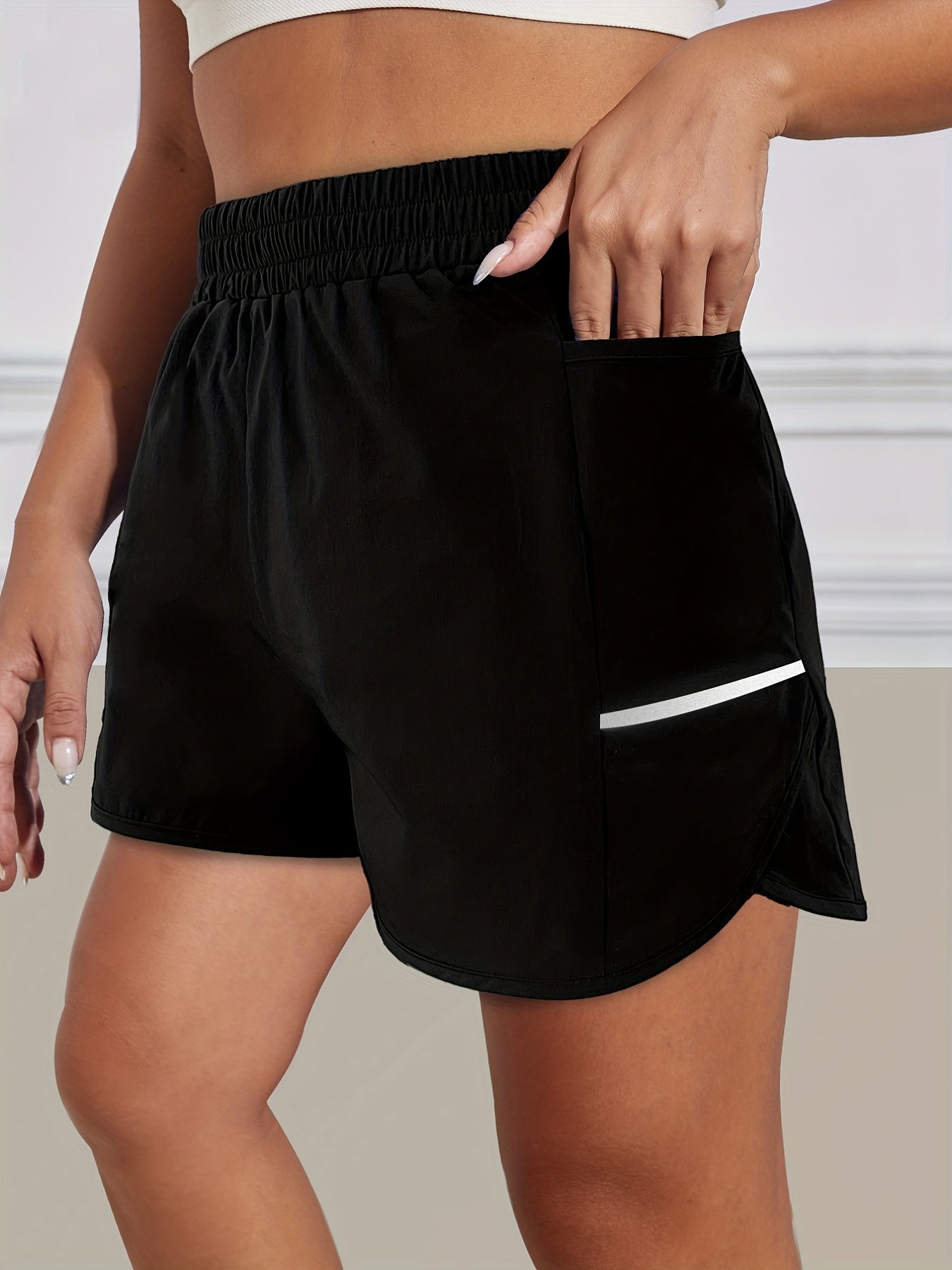 Women's Sports Shorts With Phone Pocket, Elastic Waist Quick Drying Running Shorts, Women's Activewear