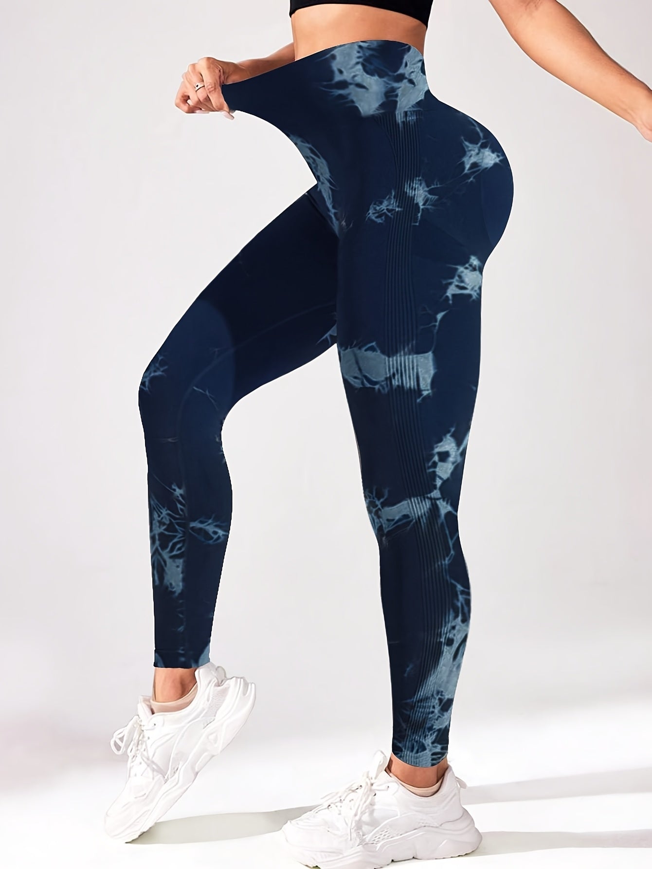 Women's High-Waisted Tummy Control Compression Leggings - Seamless Tight-Fit Gym Pants with Ombre Blue Tie-Dye Print, Full-Length Non-Sheer (Machine Washable, All-Season), for Women, Trendy, Stretchy Fabric, Wear, Lifestyle