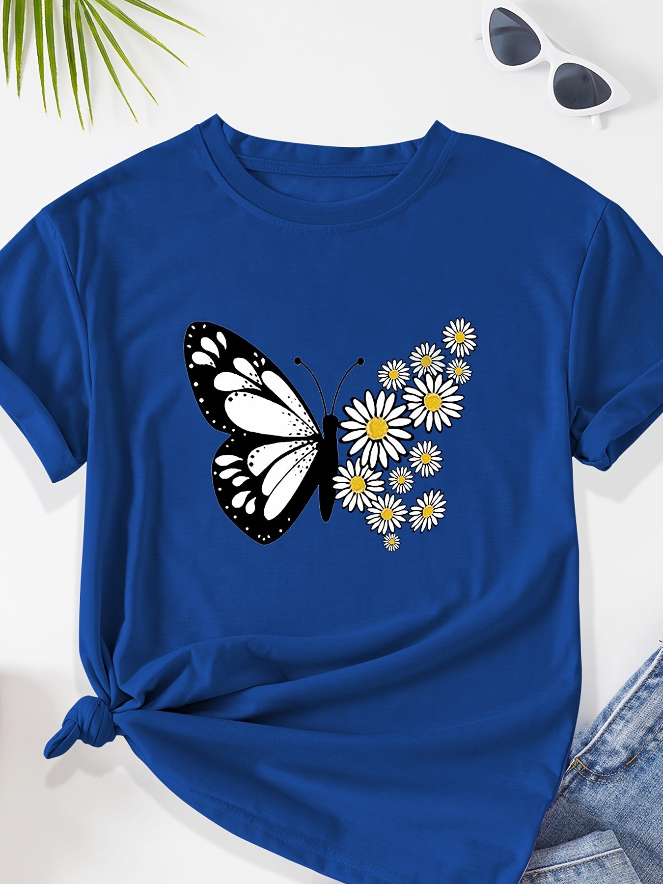 Women's Casual Butterfly & Daisy Floral Print Round Neck T-Shirt - Olive Green, Machine Washable, Regular Fit for Casual Attire, Allseason Fashion, Relaxed Style, Nontransparent Fabric