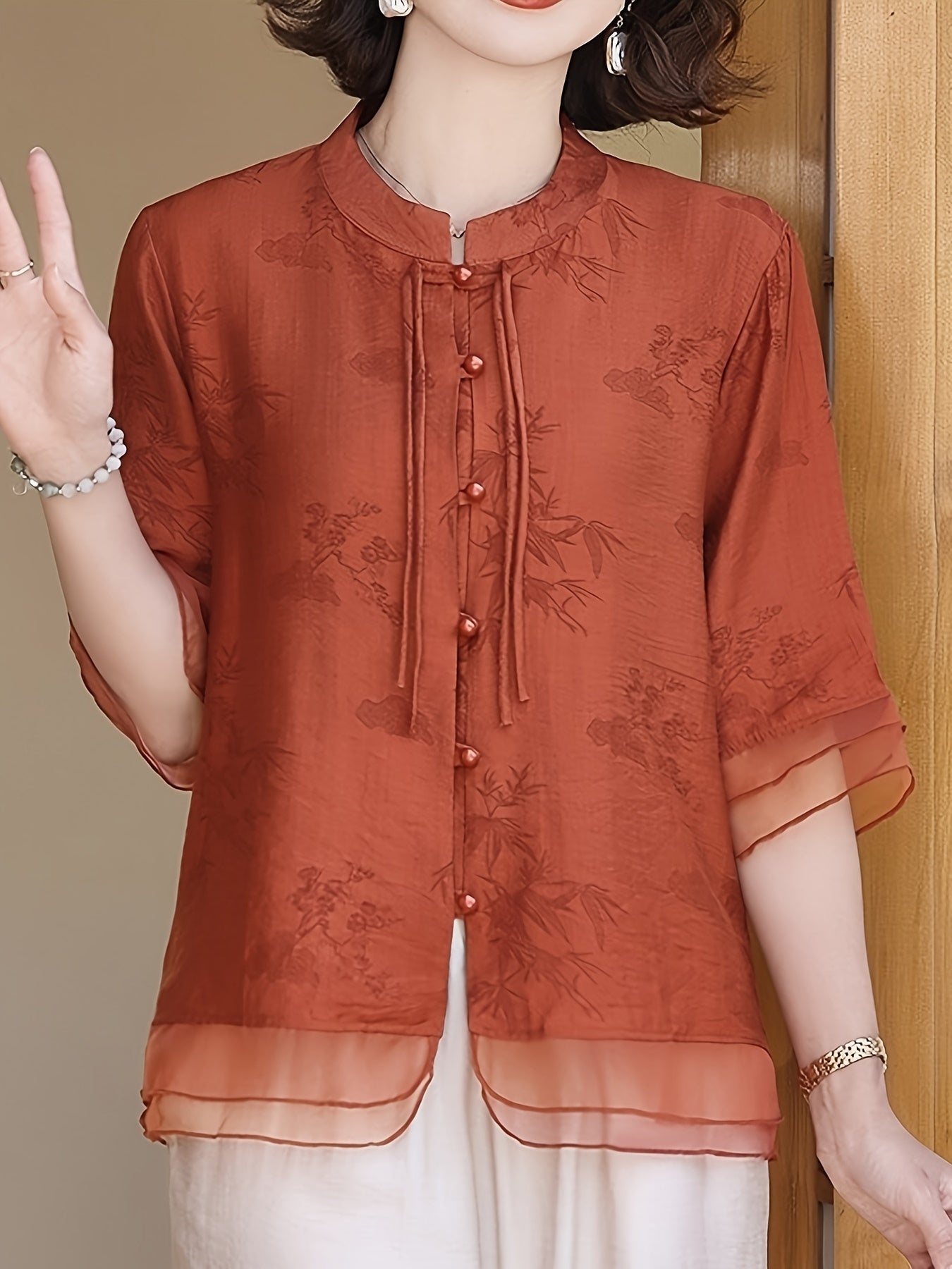Women'S Elegant Summer Blouse with Floral Pattern - Short Sleeve, Mandarin Collar, Loose Fit, Light Olive Green, Perfect for Casual Attire, Casual Attire Blouse | Floral Pattern Top | Mandarin Collar Shirt