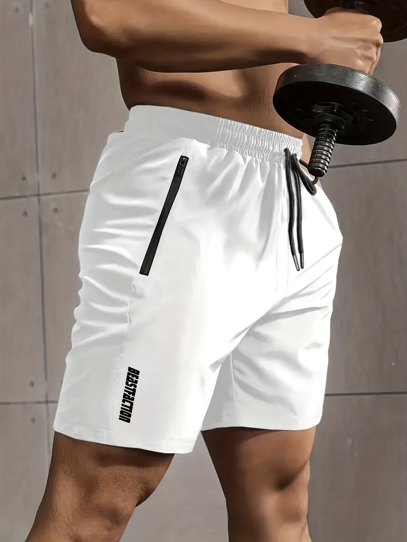 A Pair of Men'S Casual And Minimalist Style Comfortable Shorts, Featuring Letter Print Pockets And Drawstrings, Suitable for Summer Outdoor Fitness Wear, Quick-Drying Comfortable Shorts with Slightly Stretchy Elastic Waistban
