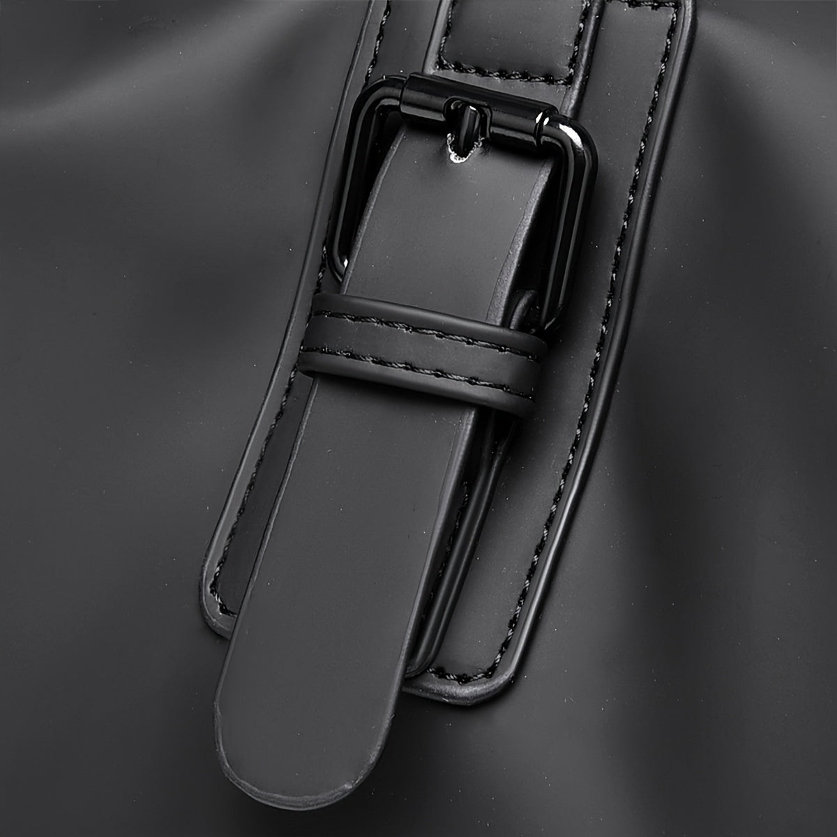 Large Capacity Gym Bag - Heavy-Duty Oxford Fabric Workout Bag with Zipper Closure, Spacious Sports Duffel for Men & Women, Gym, Travel, Business - Minimalist Design in Black/, Easy-to-Clean, Workout Accessories, Sleek Look, S