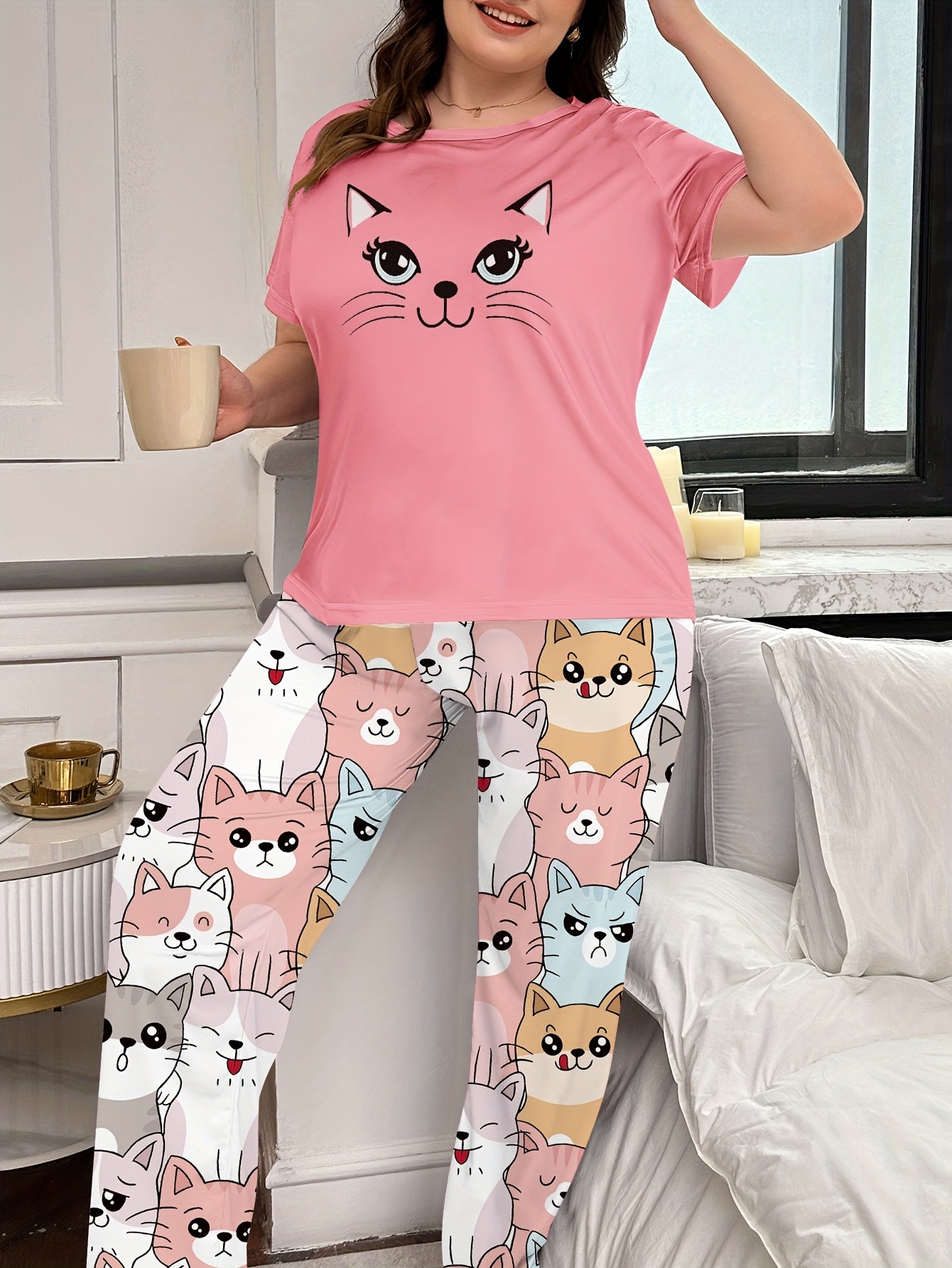 Women's Plus Size Cartoon Cute Cat Pajama Set