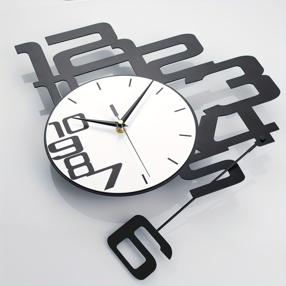 1pc Modern Minimalist Personality Metal Wood Creative Wall Clock, Large Battery Operated Clock For Living Room, Kitchen, Bedroom, Dining Room And Office Decor, For Autumn Thanksgiving Halloween Harvest Festival, Home Decor, A