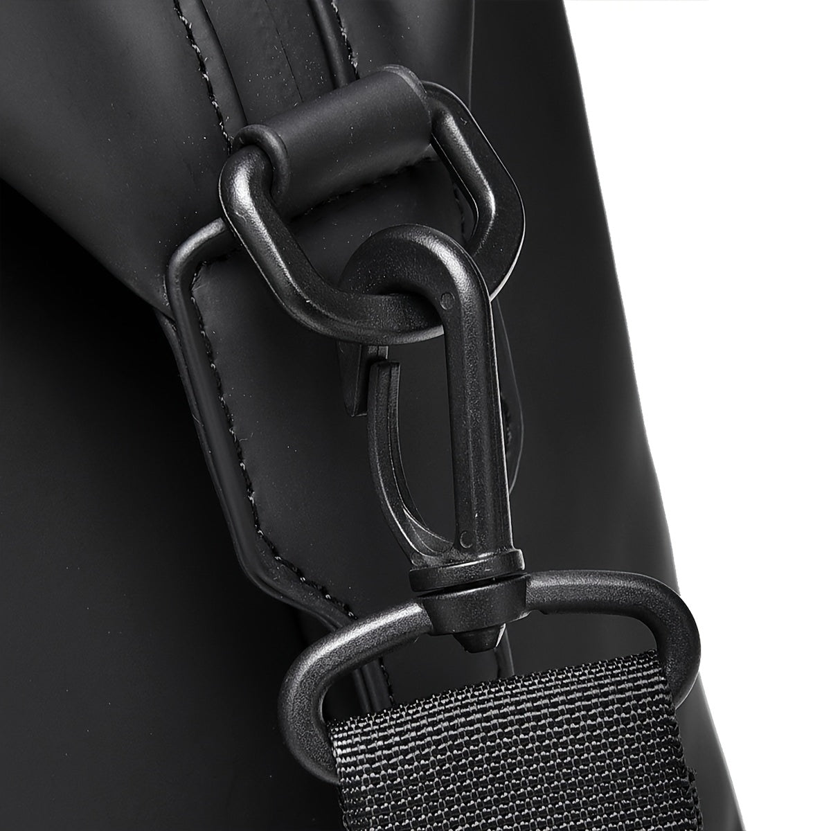 Large Capacity Gym Bag - Heavy-Duty Oxford Fabric Workout Bag with Zipper Closure, Spacious Sports Duffel for Men & Women, Gym, Travel, Business - Minimalist Design in Black/, Easy-to-Clean, Workout Accessories, Sleek Look, S