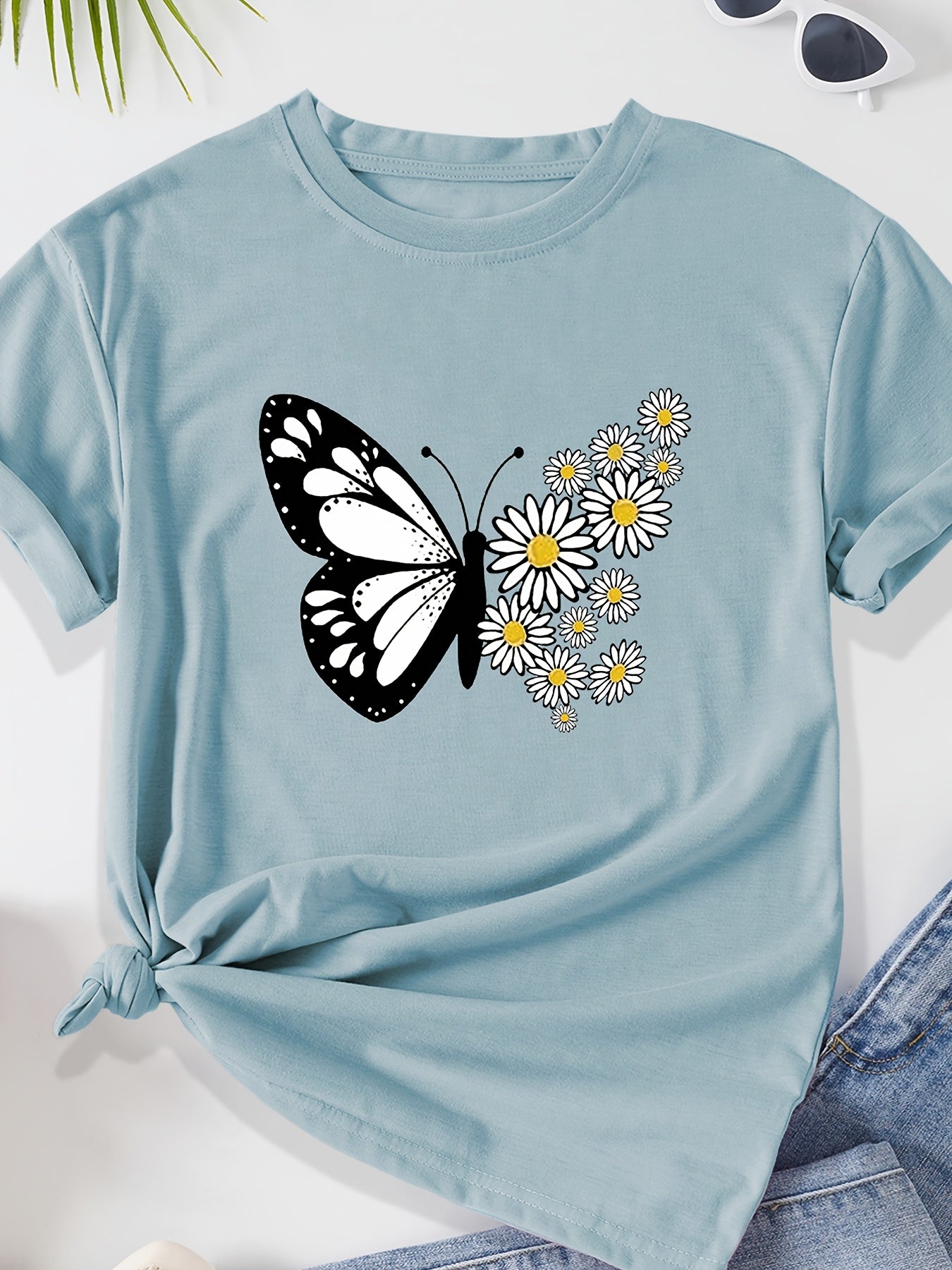 Women's Casual Butterfly & Daisy Floral Print Round Neck T-Shirt - Olive Green, Machine Washable, Regular Fit for Casual Attire, Allseason Fashion, Relaxed Style, Nontransparent Fabric