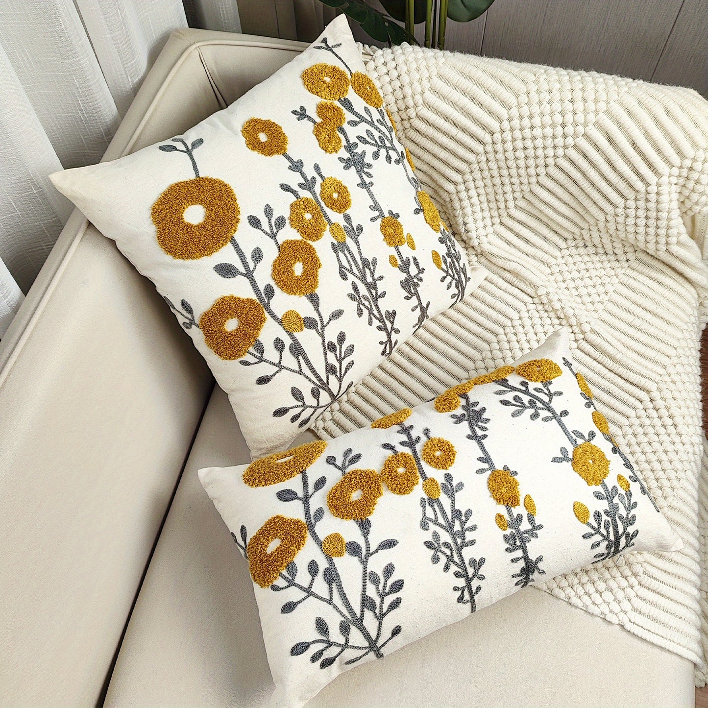 1pc Boho Floral Cushion Cover - Navy Blue & Golden Floral Pattern, Zipper Closure, Farmhouse Decor Pillow Case for Living Room, Bedroom, Sofa - No Insert Needed, Home Decoration Accent, Bedroom Accessory, Rustic Charm, Detail
