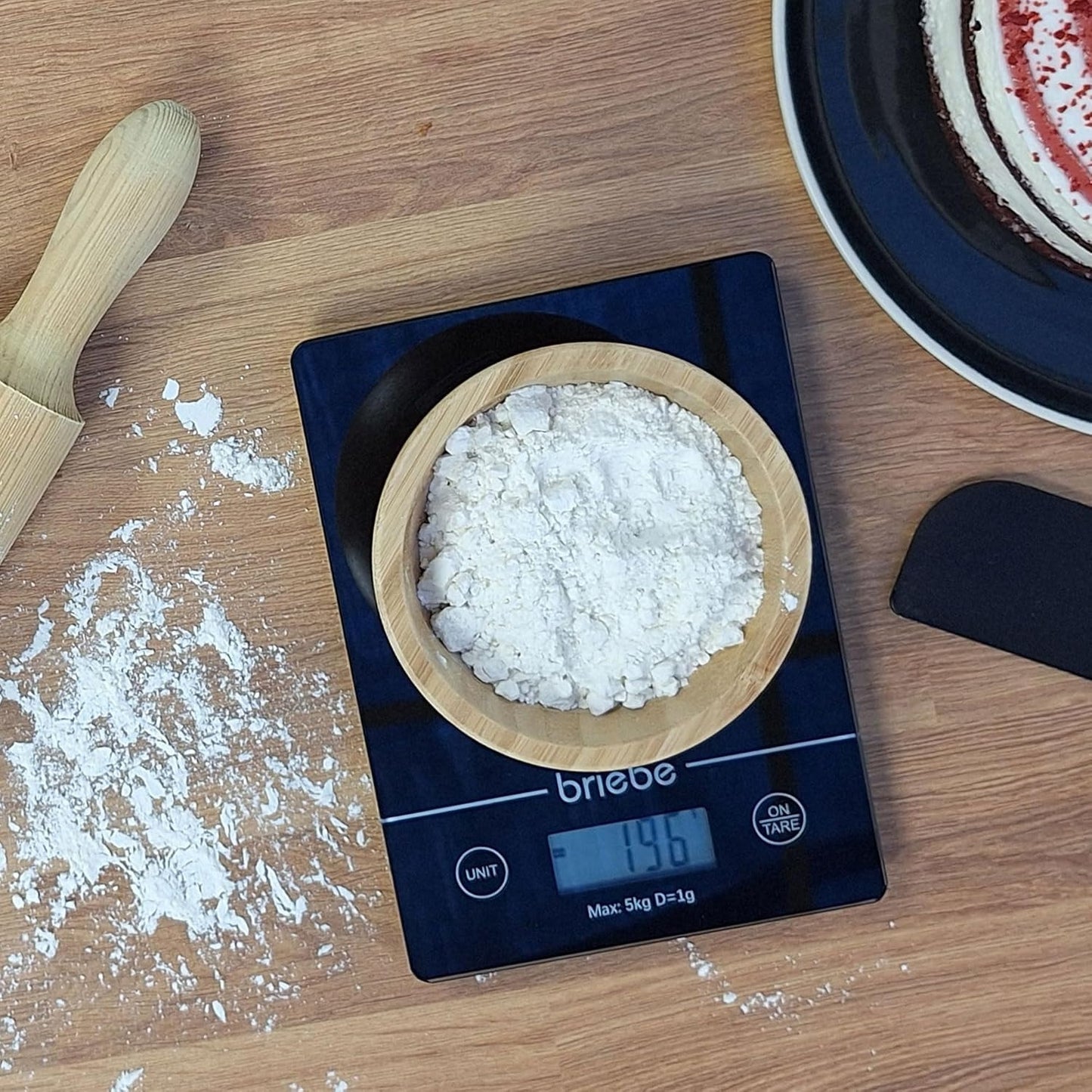 Mixer Kneader Pastry 1800W MAX, Professional Kitchen Robot + Scale, Orbital Movement, Rods, Dough Hook, 5 L Bowl, 6 Speeds + Pulse Function, Stainless Steel KM1114B, Briebe, Stainless Steel