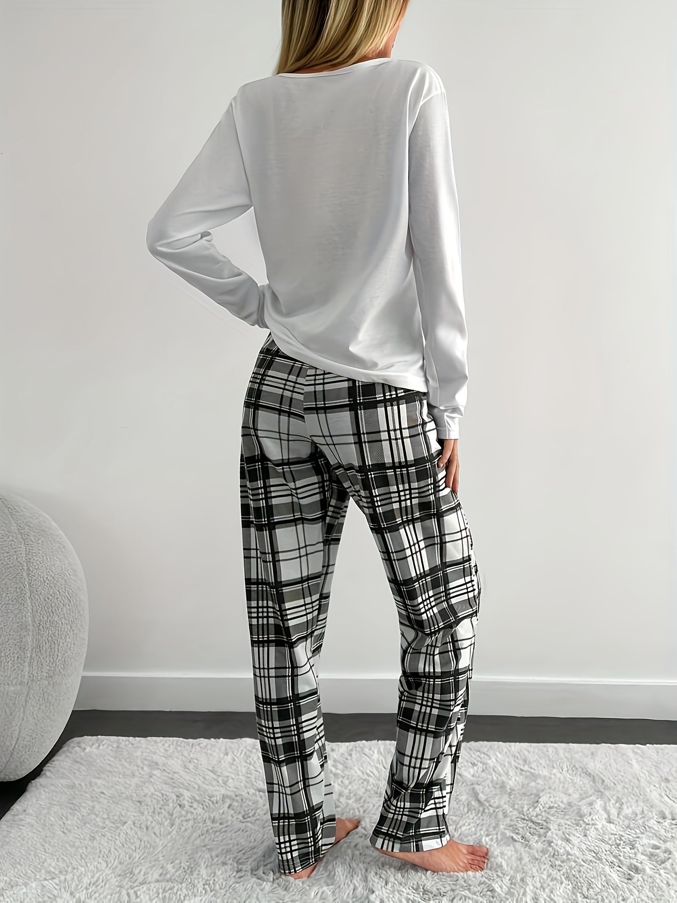 Women'S Cozy Plaid Pajama Set with Heart Print - Long Sleeve Crew Neck Top & Matching Pants, Soft & Comfortable for Fall/Winter, Casual Sleepwear, Casual Sleepwear|Plaid Pattern|Soft Fabric