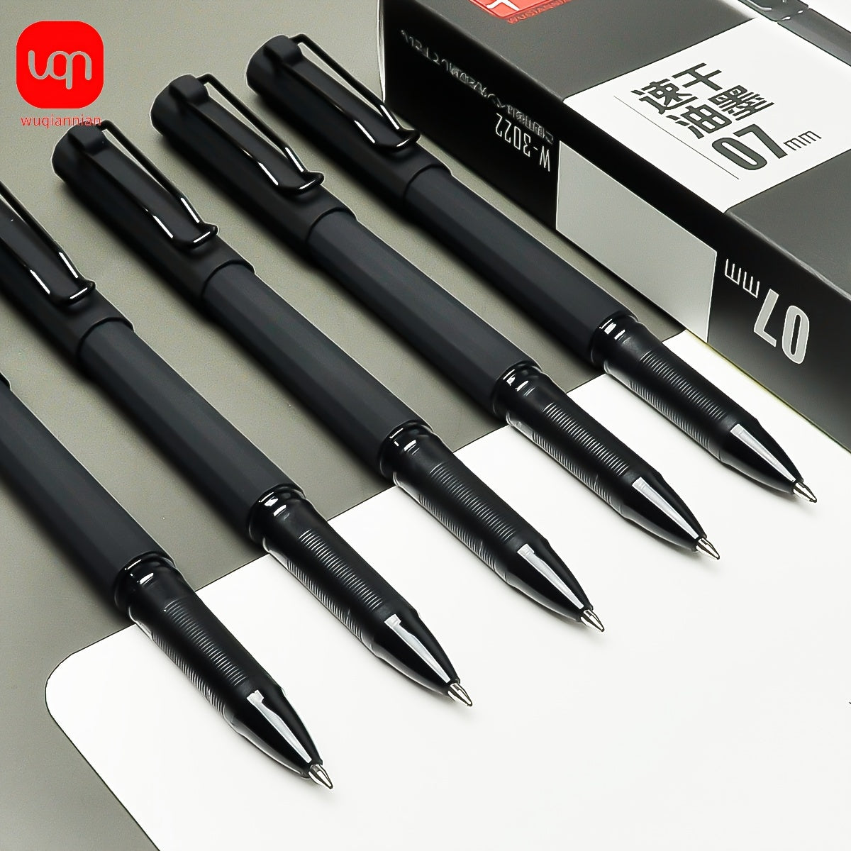 2/5pcs innovative black neutral pen with 0.7mm tip elastic clip design for smooth writing, good hand feel, clear handwriting, note taking pen for daily problem-solving and painting use. Back to season