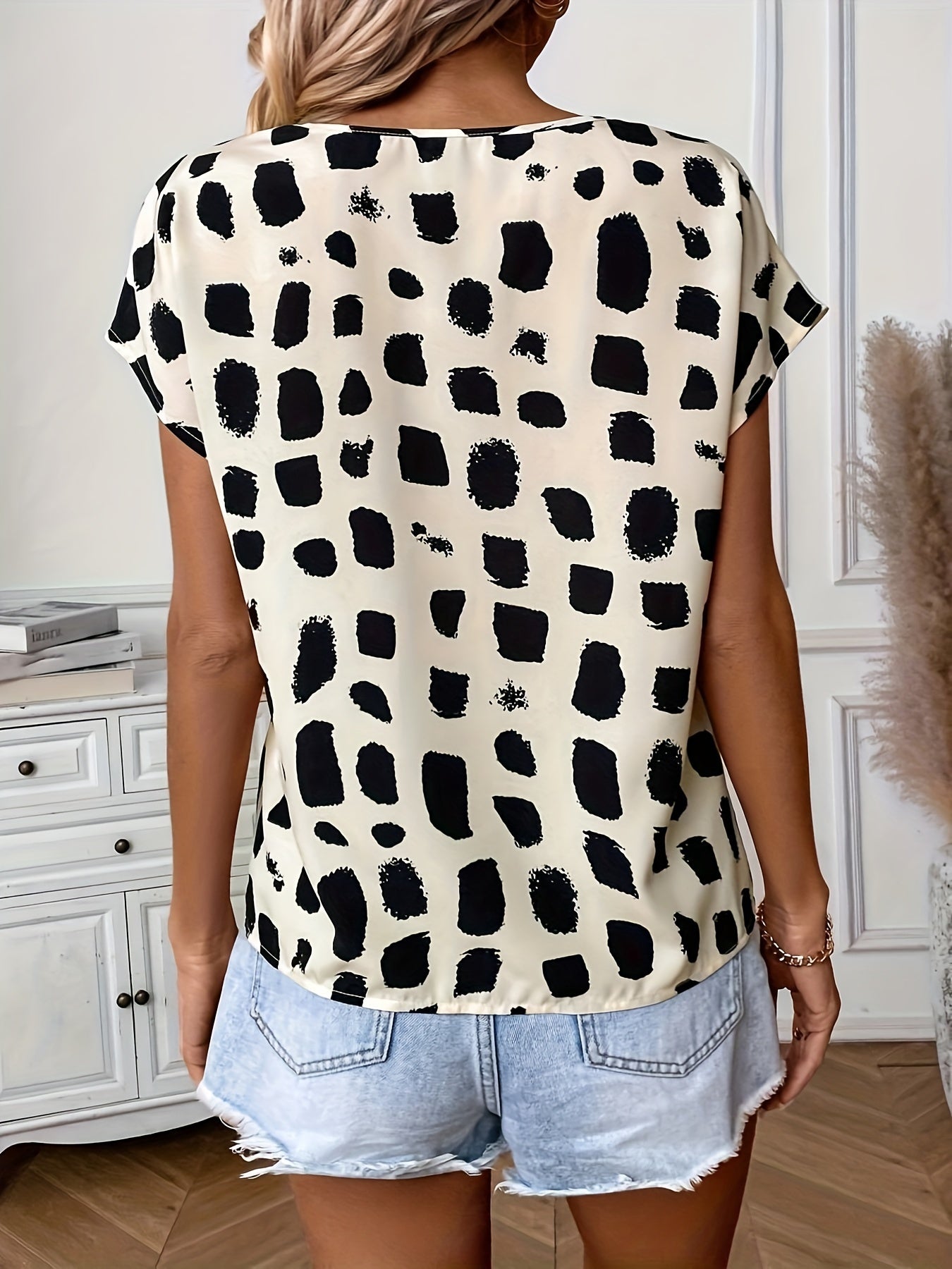 Vintage Graphic Print Cut Out Blouse, Casual Batwing Sleeve Blouse For Spring & Summer, Women's Clothing