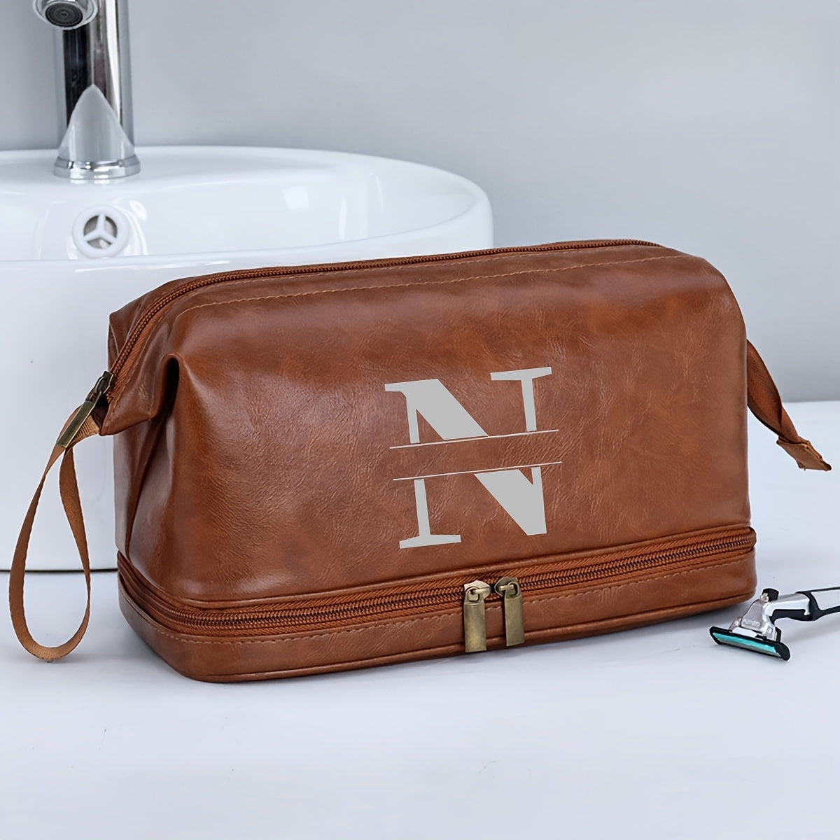 Nécessaire de viagem para homem personalizada, em PU, tamanho grande, com letras.