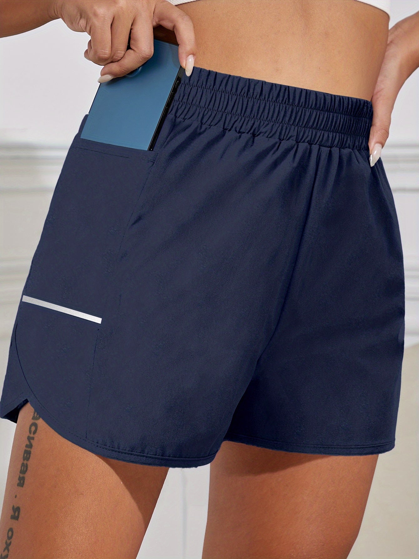 Women's Sports Shorts With Phone Pocket, Elastic Waist Quick Drying Running Shorts, Women's Activewear