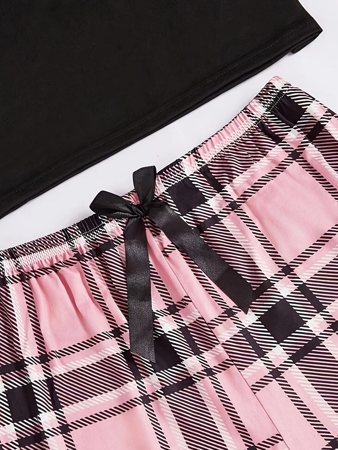 3pcs Casual Women'S Pink Heart Plaid Pajama Set with Round Neck And Plaid Pattern for Adults in Polyester