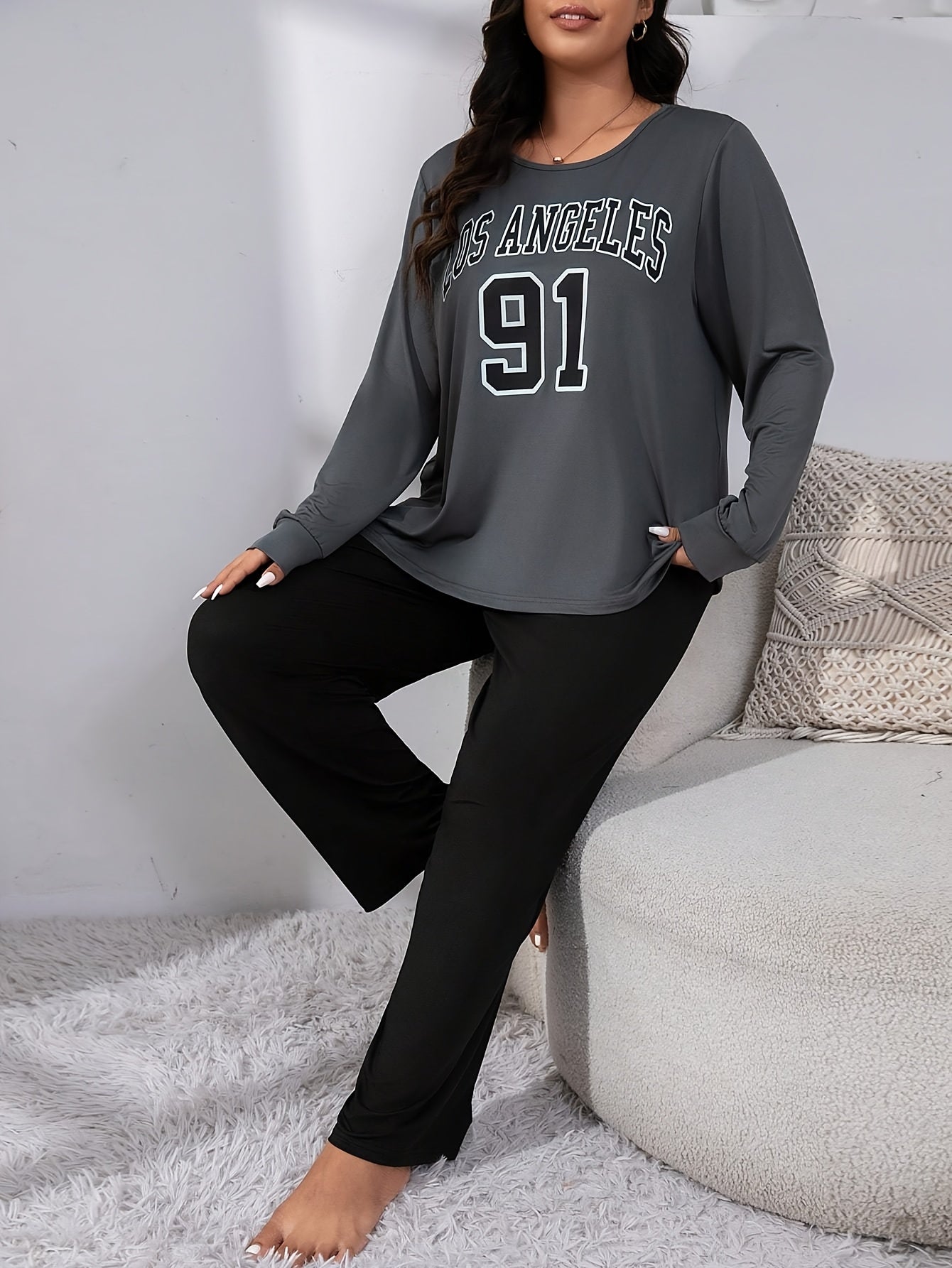 Women'S Plus Size Los Angeles 91 Graphic Pajama Set - Gray & Black Long Sleeve Crew Neck Top with Matching Pants, Stretchy & Comfy Loungewear, Pajama Sets for Adults