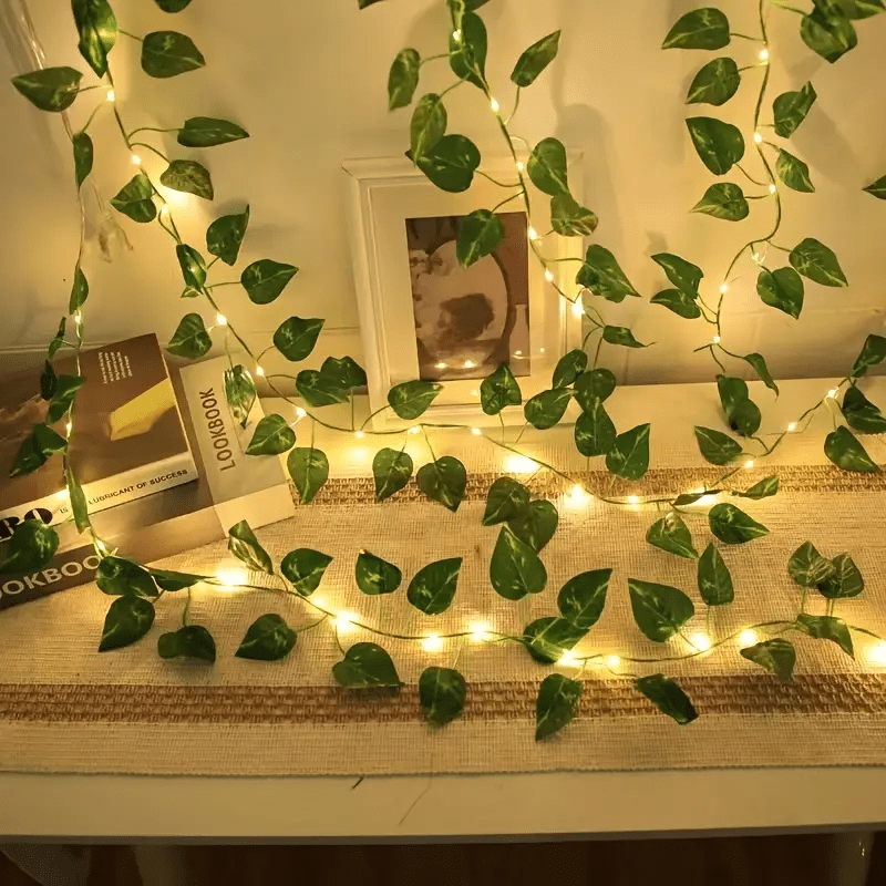 2m/6.56ft 20 LED Green Leaf String Lights Garden Lights, New Year Decorations String Lights, Wedding Thanksgiving Christmas Decoration String Lights (Batteries Not Included)