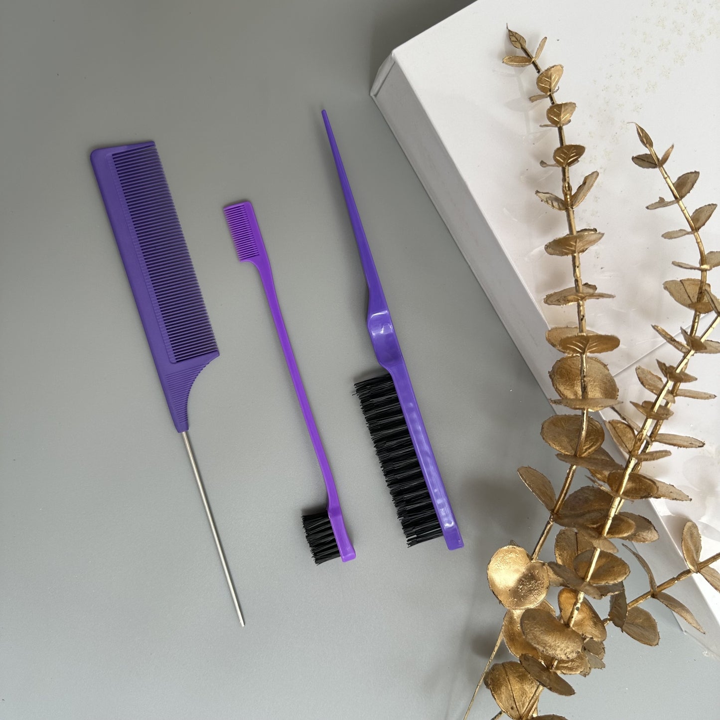 Conjunto de 3 peças de ferramentas de cabeleireiro: pente para modelar o cabelo, escova para desfiar, pente fino e escova para acabamento.