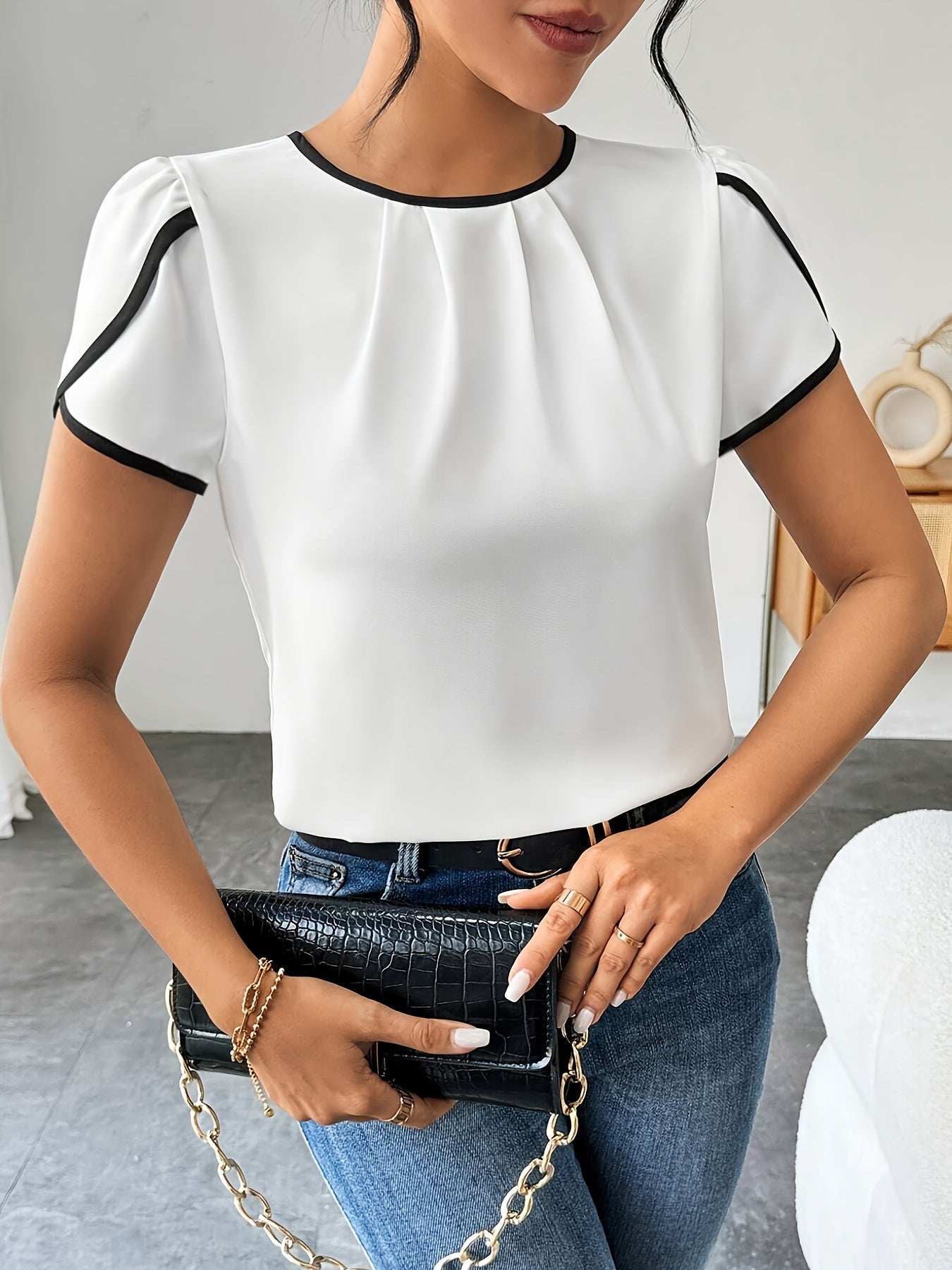 Contrast Trim Pleated Elegant Blouse, Crew Neck Short Sleeve Back Keyhole Blouse For Spring & Summer, Women's Clothing