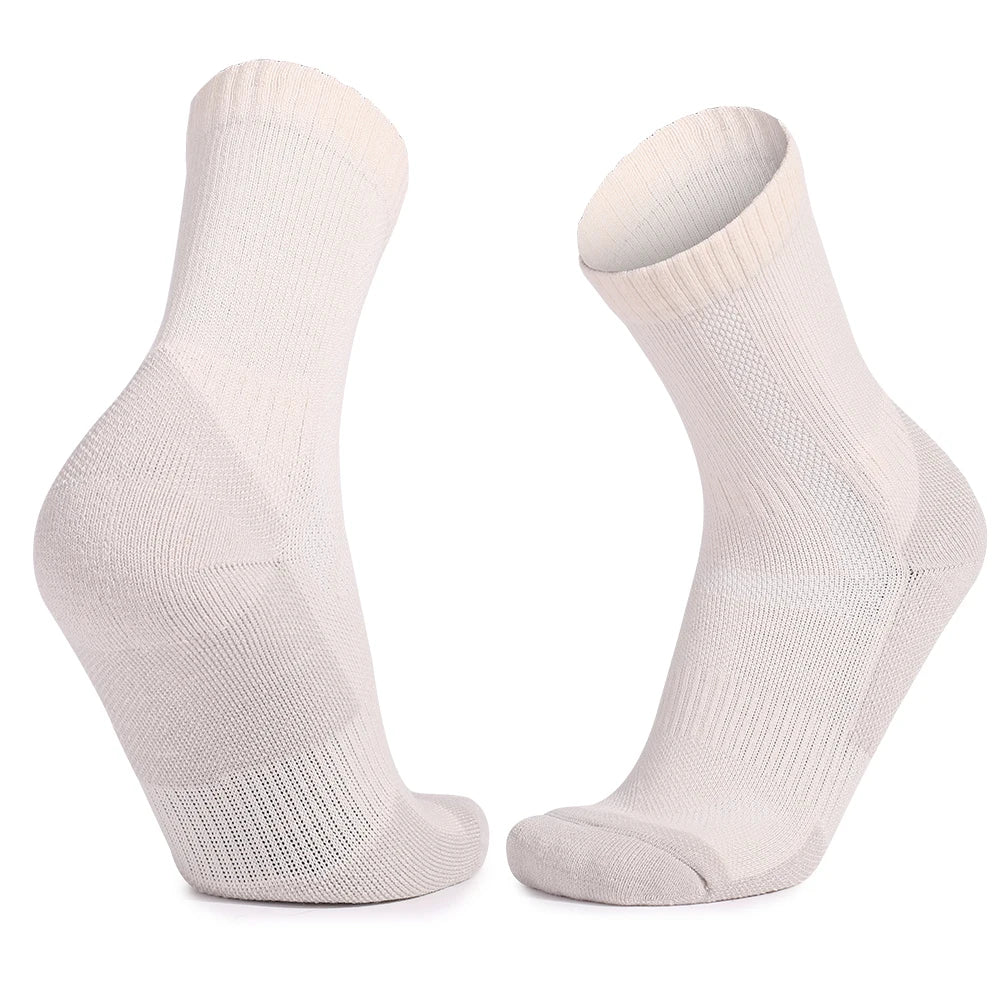 Newest Custom Logo Adult Merino Wool Moisture Wicking Control Warm Crew Outdoor Sport Socks