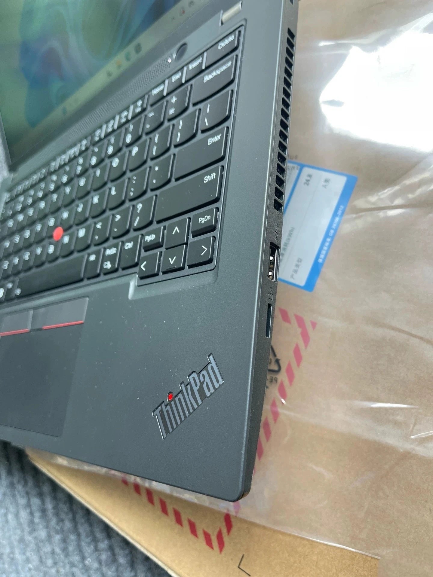 Thinkpad L14 Carbon Laptop Cheap Business Laptop New Business Laptop From the Factory