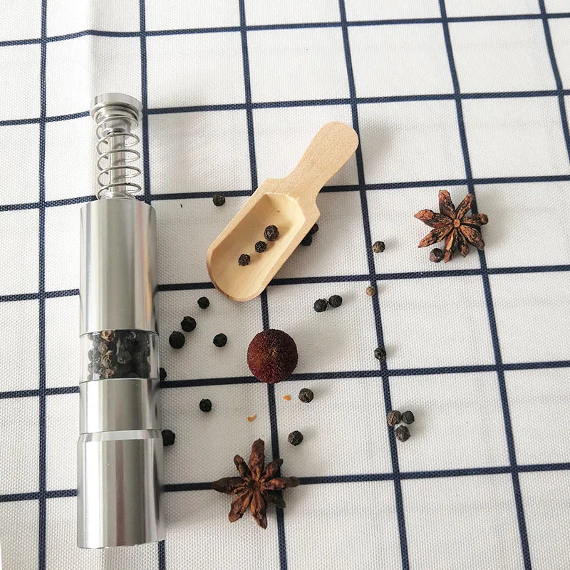 Factory Made Small MOQ Stainless Steel Thumb Pepper Mill One Hand Salt and Pepper Grinder