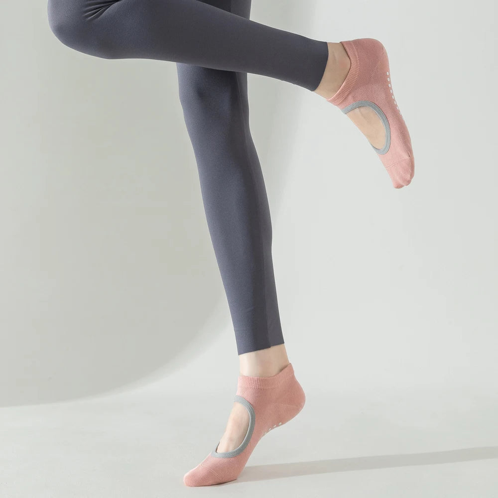 Boneless Custom Logo Grip Barre Trampoline Socks Pilates Non Slip Yoga Ballet Socks Compression Cotton Low Cut  Ankle  Socks