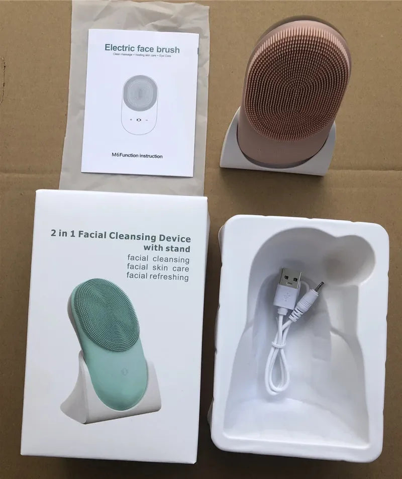 High Quality Skin Cleanser Facial Cleansing Brush USB Charging Electric Face Cleansing Brush Electric Beauty Product