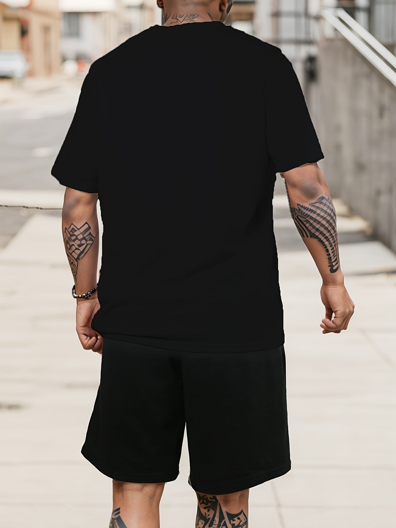 Men's Fashion NEVER GIVE UP Letter Print Loungewear Set, Short Sleeve Crew Neck Graphic T-shirt & Drawstring Shorts With Pockets, Casual Pajama Set, Men's 2piece Outfits