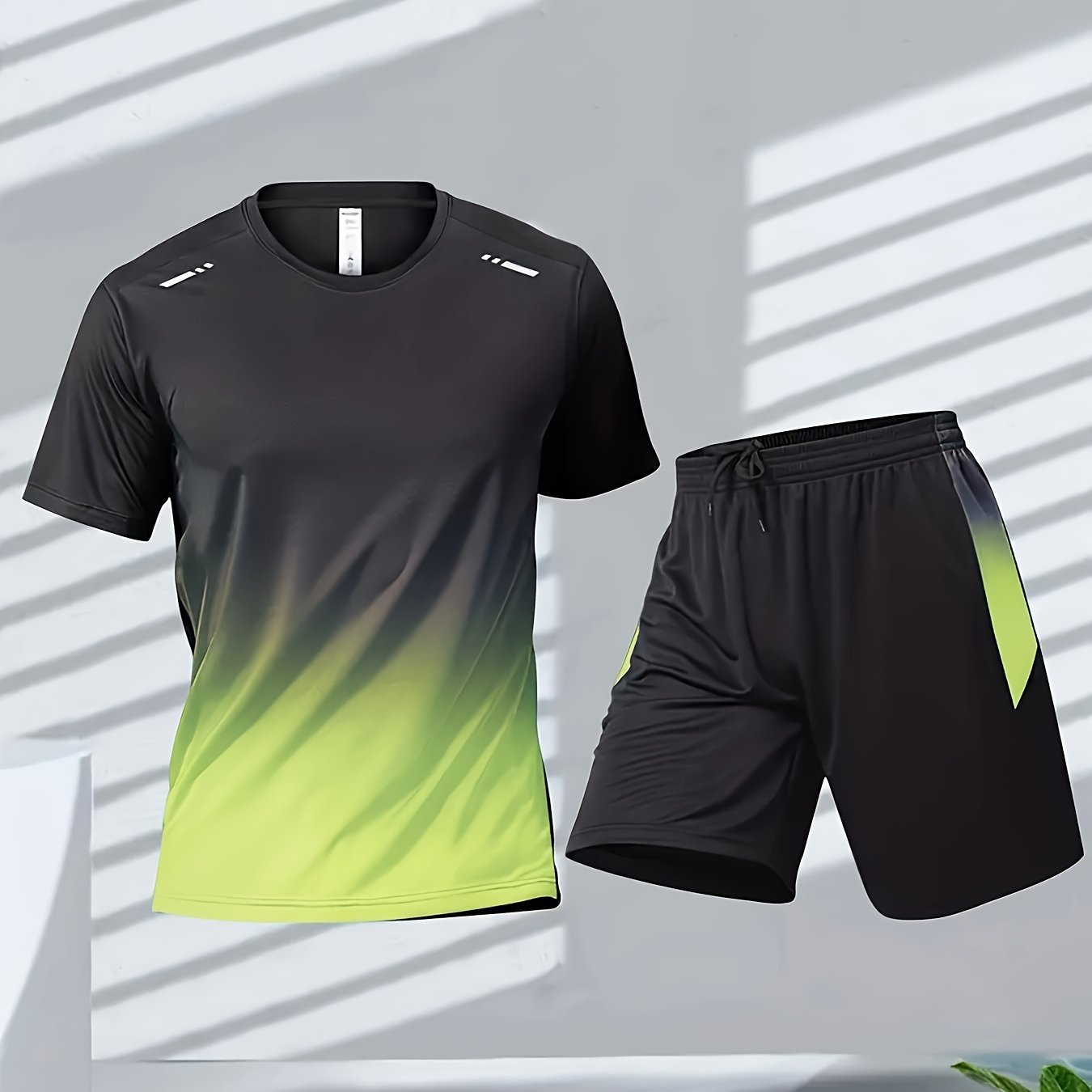 2-piece Men's Summer Basketball Training Running Outfit Set, Gradient Short Sleeve T-shirt & Quick-drying Shorts Set
