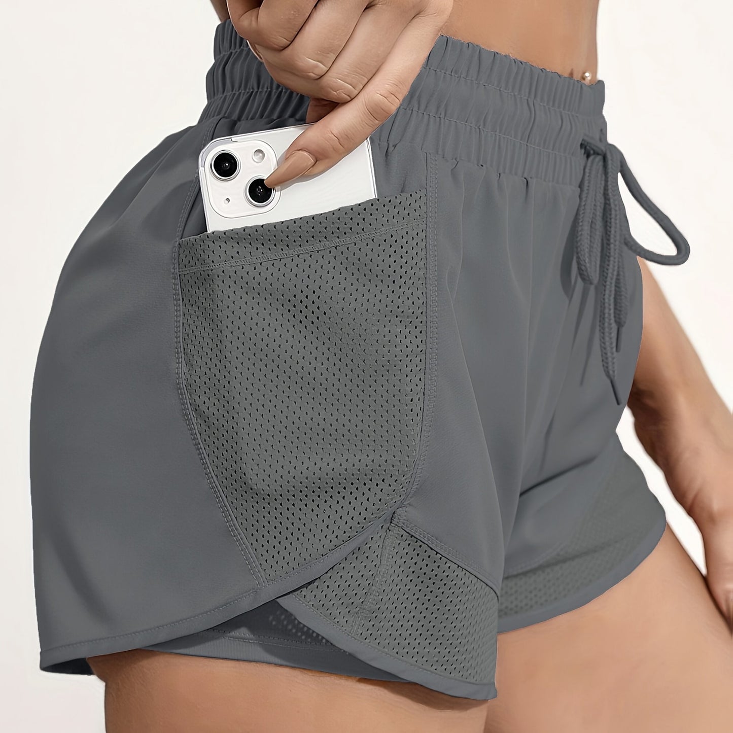 Women's 2-in-1 Yoga Shorts With Quick-Drying Fabric And Mesh Pockets For Casual Fitness And Gym Workouts
