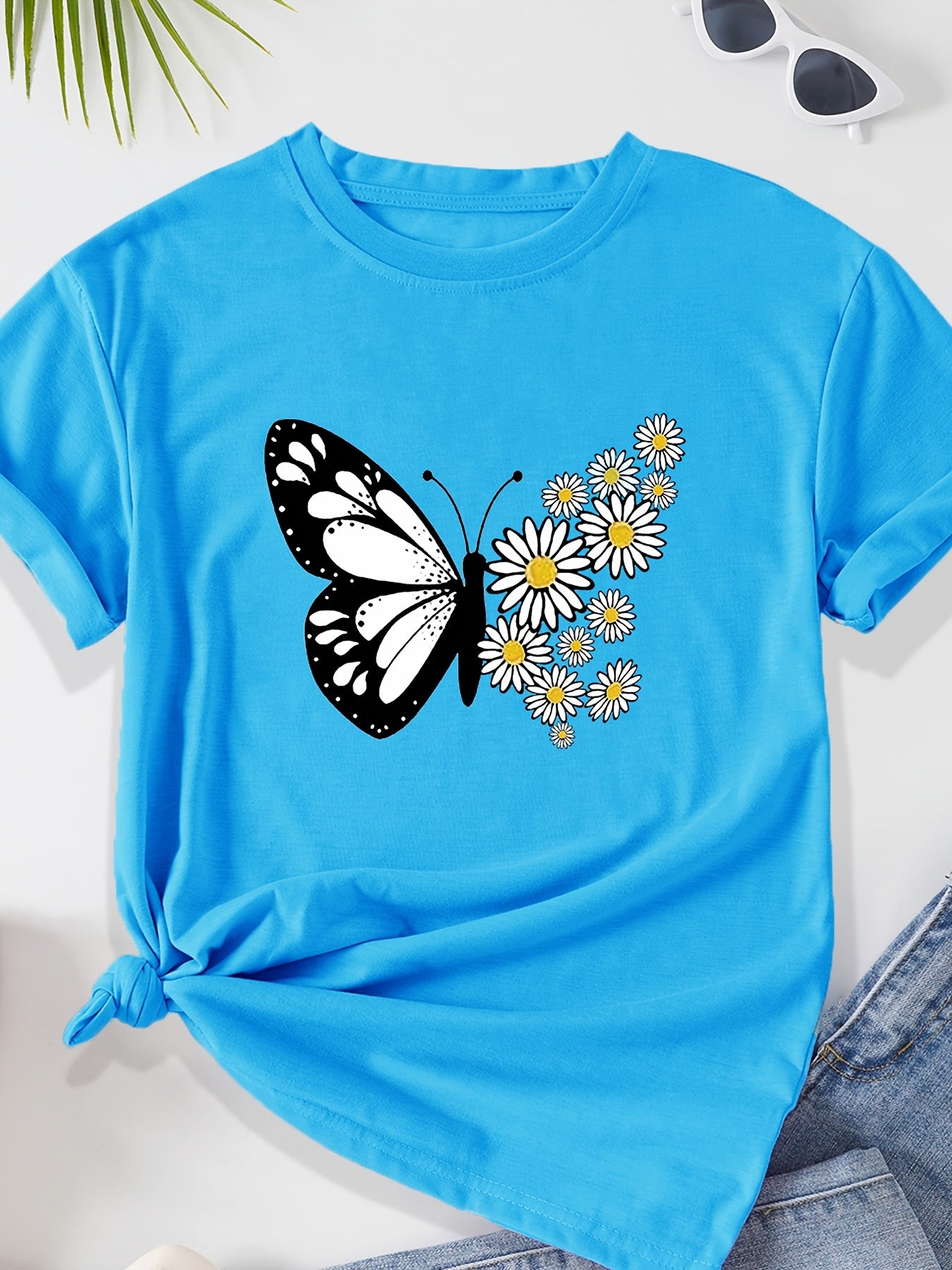 Women's Casual Butterfly & Daisy Floral Print Round Neck T-Shirt - Olive Green, Machine Washable, Regular Fit for Casual Attire, Allseason Fashion, Relaxed Style, Nontransparent Fabric