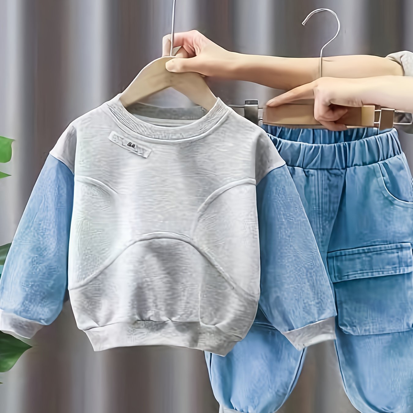 BABICOLOR Boys' 2pcs Outfit Set - Grey & Blue Color-Block Sweater Vest & Blue Washed Jeans, Elastic Waist Pants, Spring/Fall Casual & Party Wear, 2pcs Sweatsuit Set for & Kids (Easy-Care), Perfect for, Boys Clothes, Boys Outf