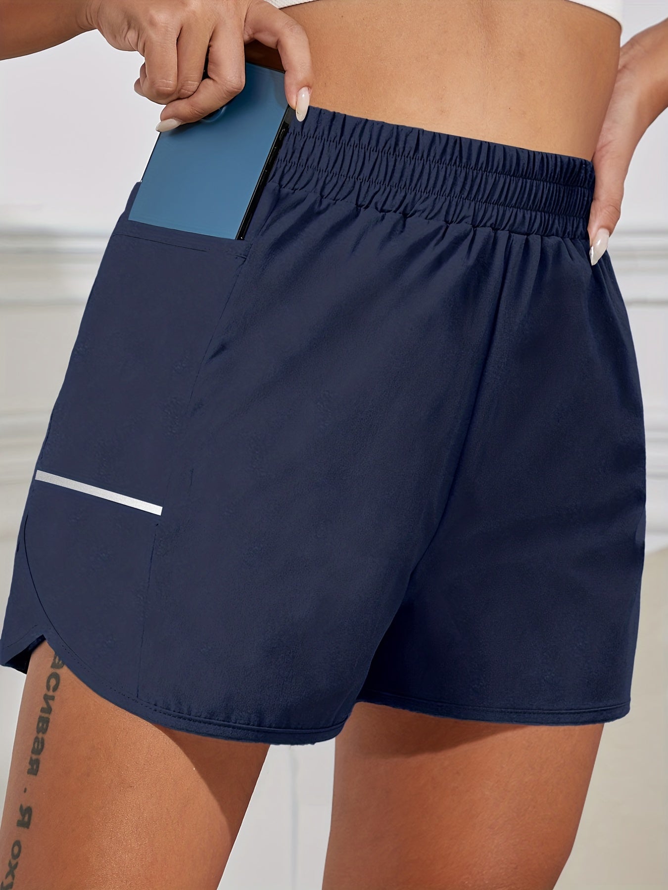 Women's Sports Shorts With Phone Pocket, Elastic Waist Quick Drying Running Shorts, Women's Activewear