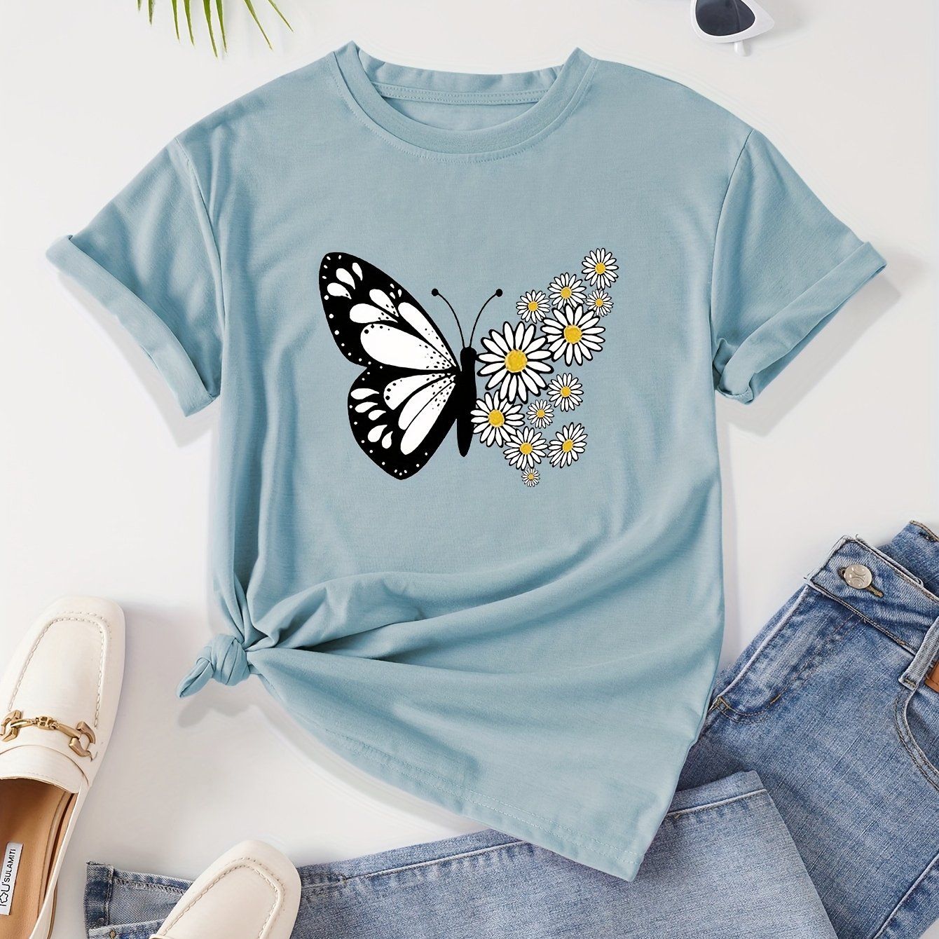 Women's Casual Butterfly & Daisy Floral Print Round Neck T-Shirt - Olive Green, Machine Washable, Regular Fit for Casual Attire, Allseason Fashion, Relaxed Style, Nontransparent Fabric