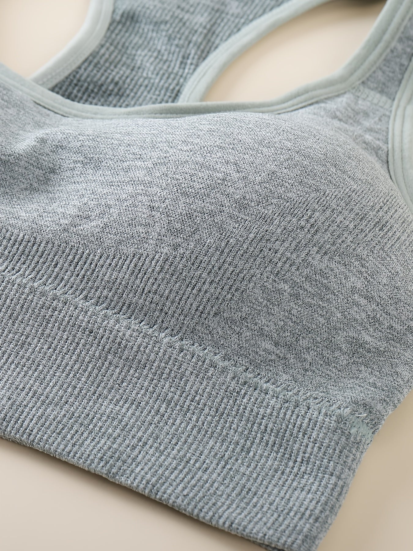 5pcs Women's High-Support Sports Bras - Removable Padding & Back Panel, Full-Coverage Tummy Control, Breathable Yoga Gym Bras with Multi-Color Options (Black/Dark Grey/Navy/Beige/Pink) - Moderate Lift for Heavy Breasts, Hand