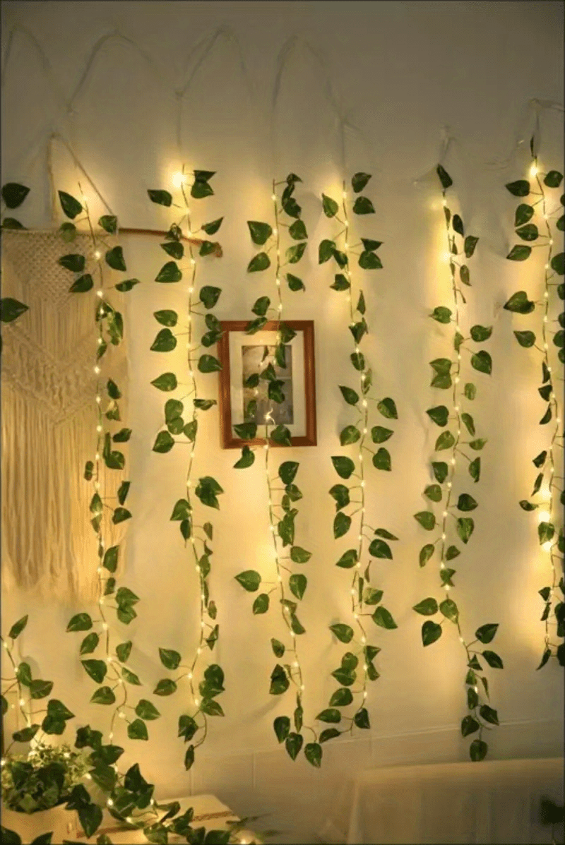 2m/6.56ft 20 LED Green Leaf String Lights Garden Lights, New Year Decorations String Lights, Wedding Thanksgiving Christmas Decoration String Lights (Batteries Not Included)
